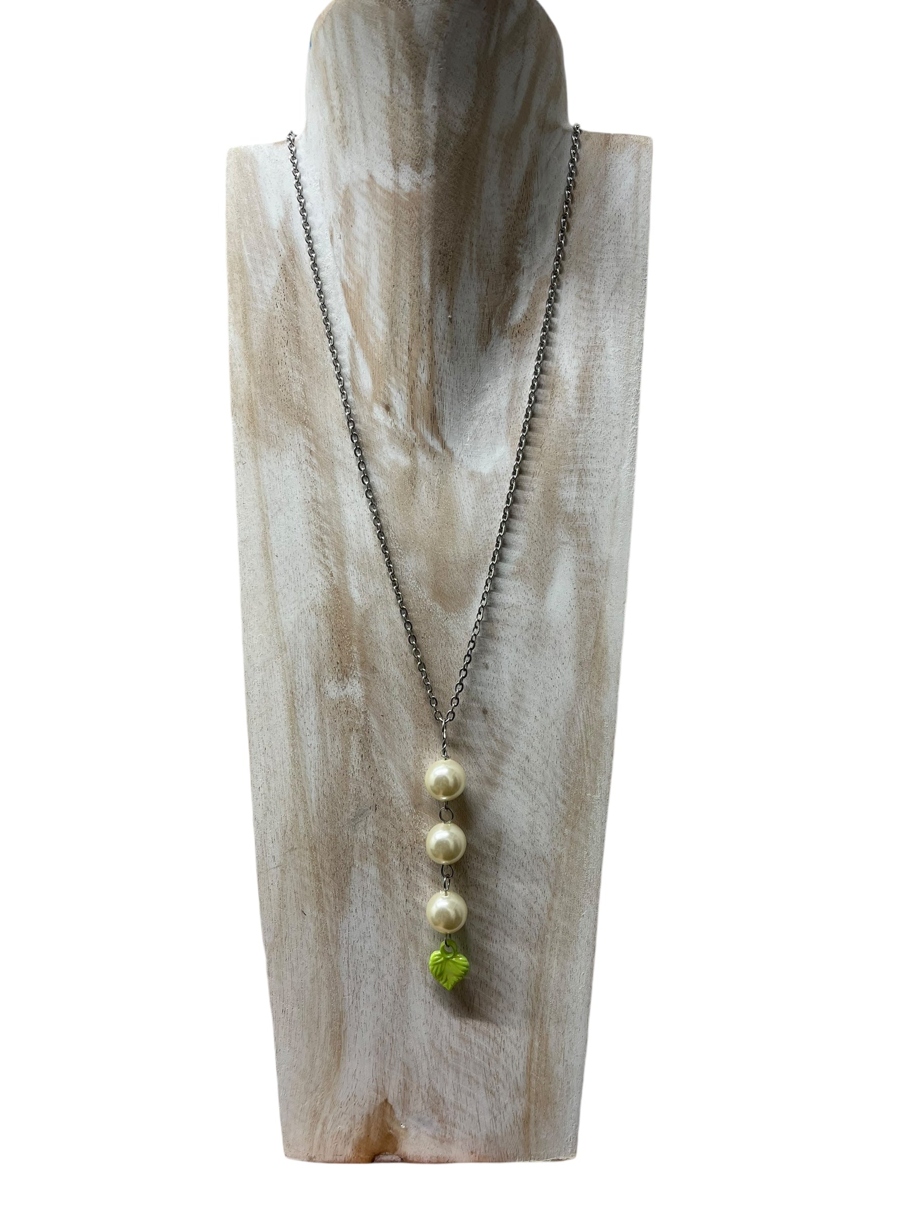 Tiered Leafy Pearl Necklace - silver