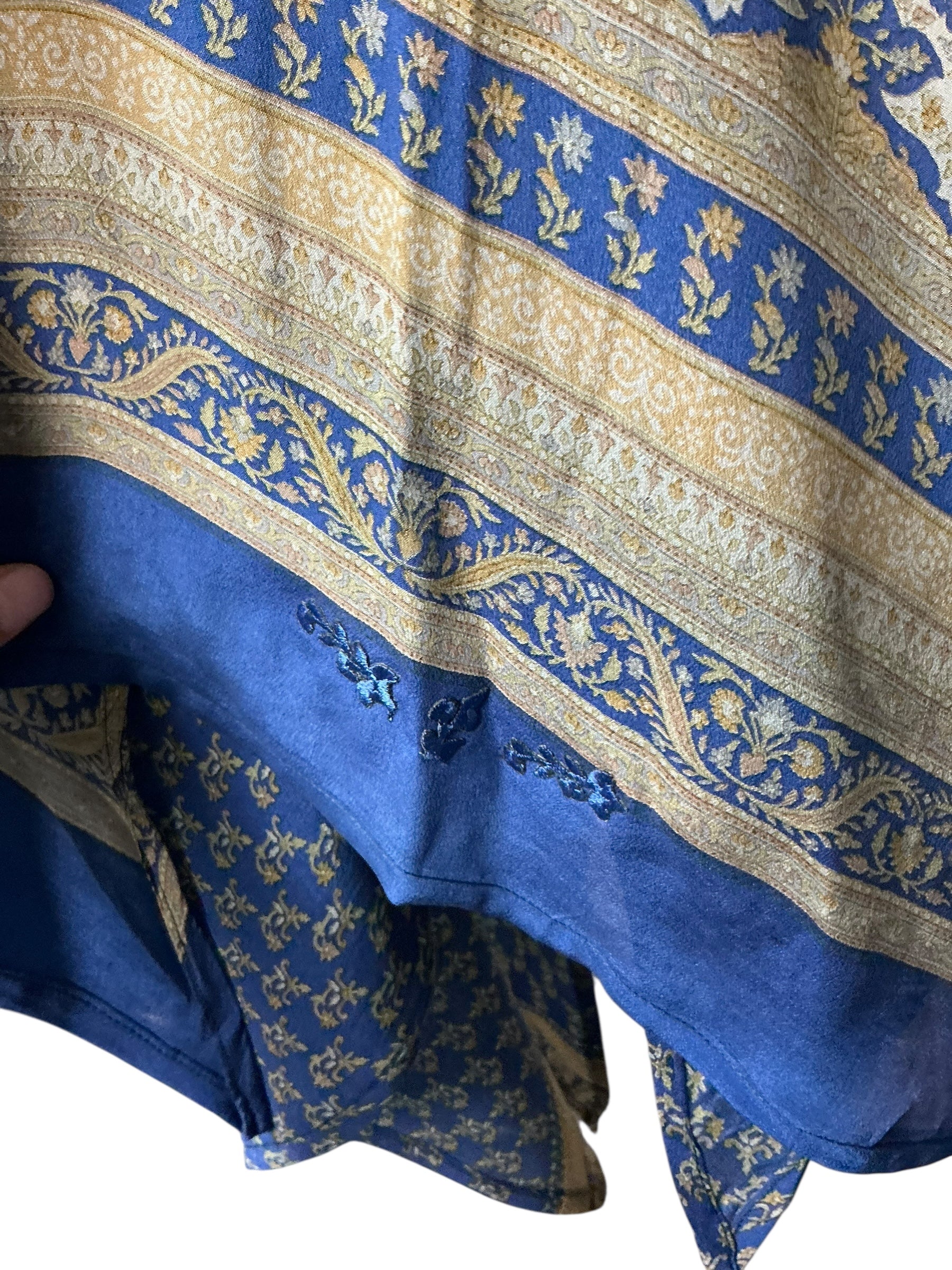 PRC7001 Avatar Pure Silk Cardigan