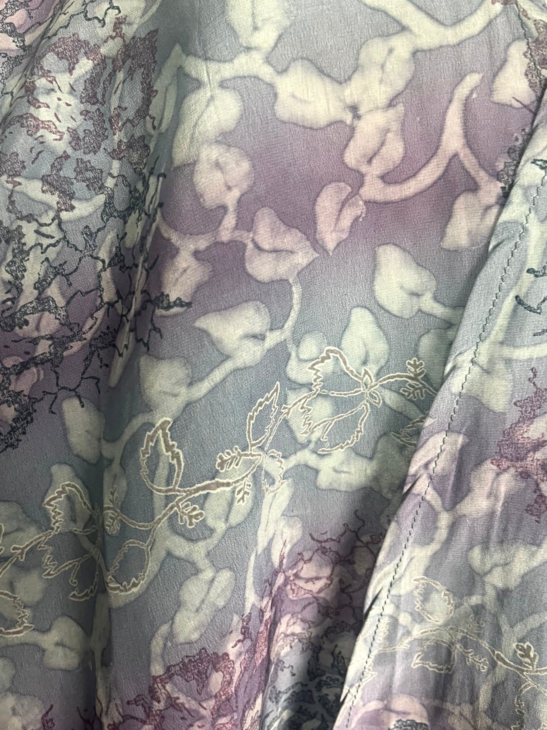 PREVIEW PRC8096 Avatar Pure Silk Cardigan by FEBRUARY2026 – Handmade ethical Cardigan from sariKNOTsari using upcycled silk. Designed in Canada for travel and slow fashion, loved from Toronto to LA to Sydney.