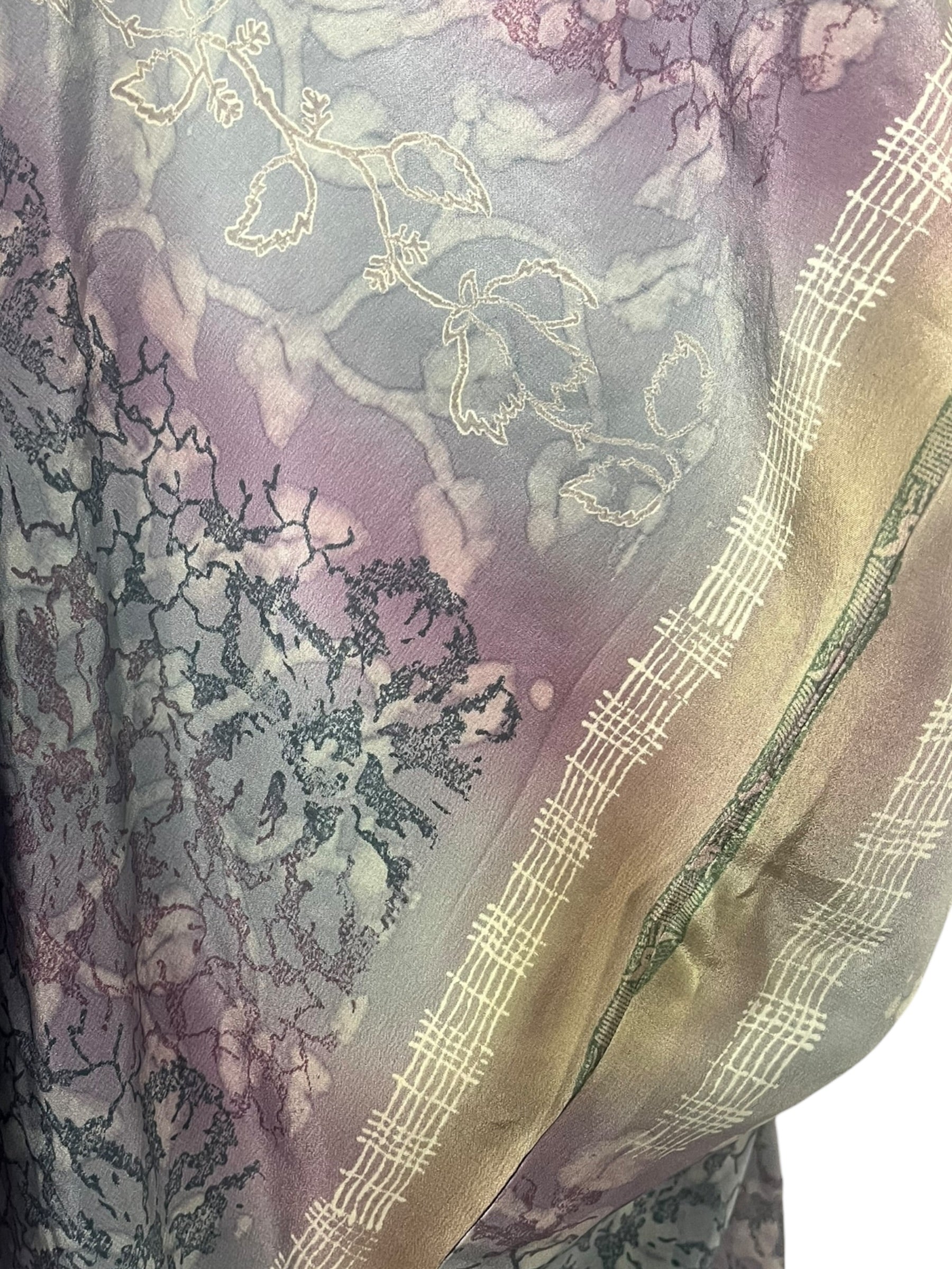 PREVIEW PRC8096 Avatar Pure Silk Cardigan by FEBRUARY2026 – Handmade ethical Cardigan from sariKNOTsari using upcycled silk. Designed in Canada for travel and slow fashion, loved from Toronto to LA to Sydney.