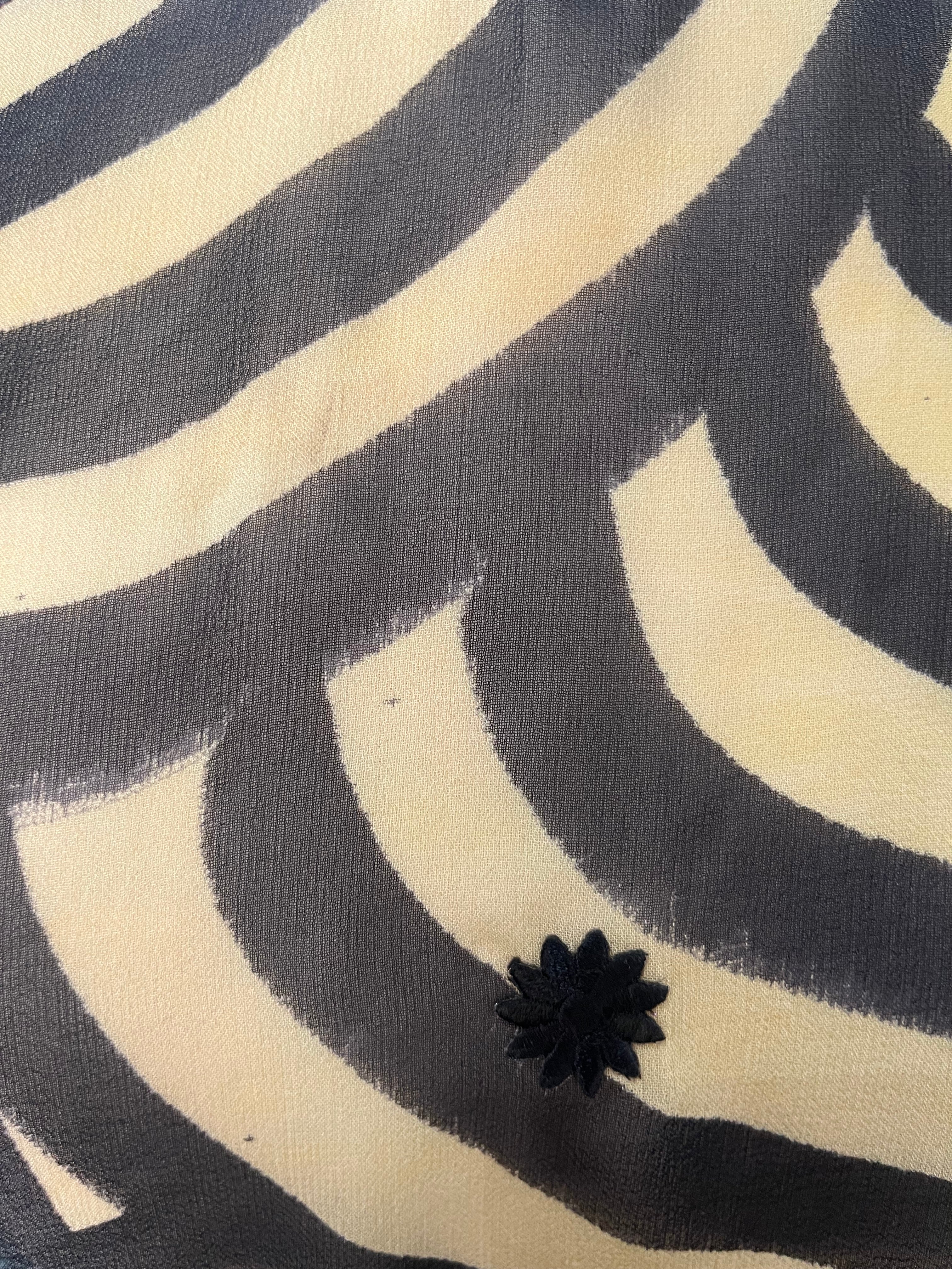 PRG6315 Sheer Wabi Sabi Pure Silk Side Slit Top