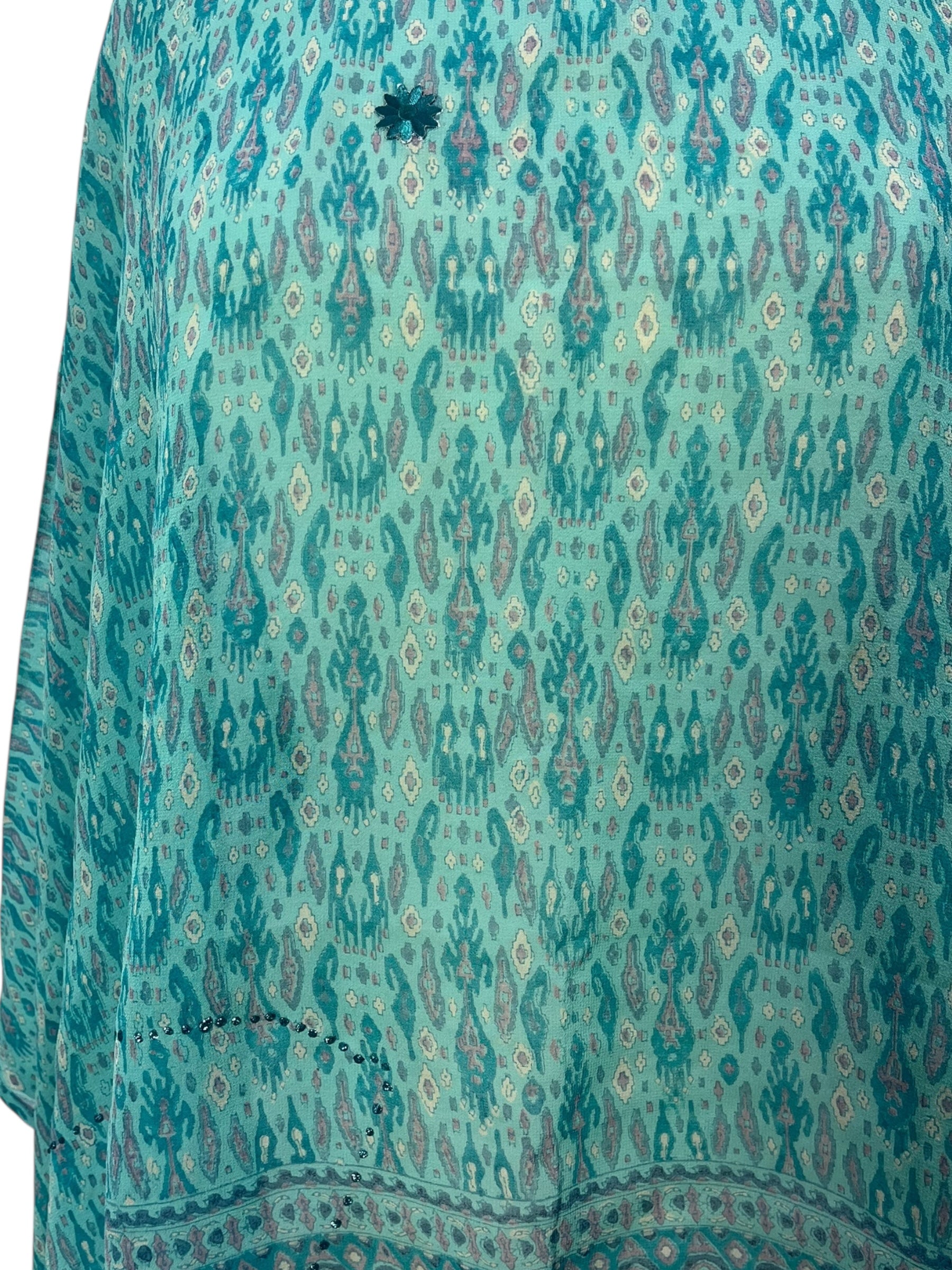 PREVIEW PRG7710 Sheer Pure Silk Wabi Sabi Capelet Poncho by DECEMBER2025 – Handmade ethical Poncho from sariKNOTsari using upcycled silk. Designed in Canada for travel and slow fashion, loved from Toronto to LA to Sydney.