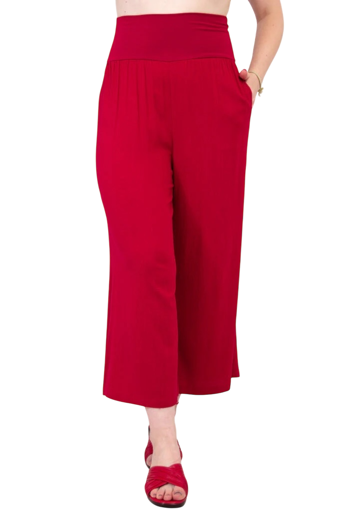 Lipstick Red Bamboo/Linen Landon Capri Pant