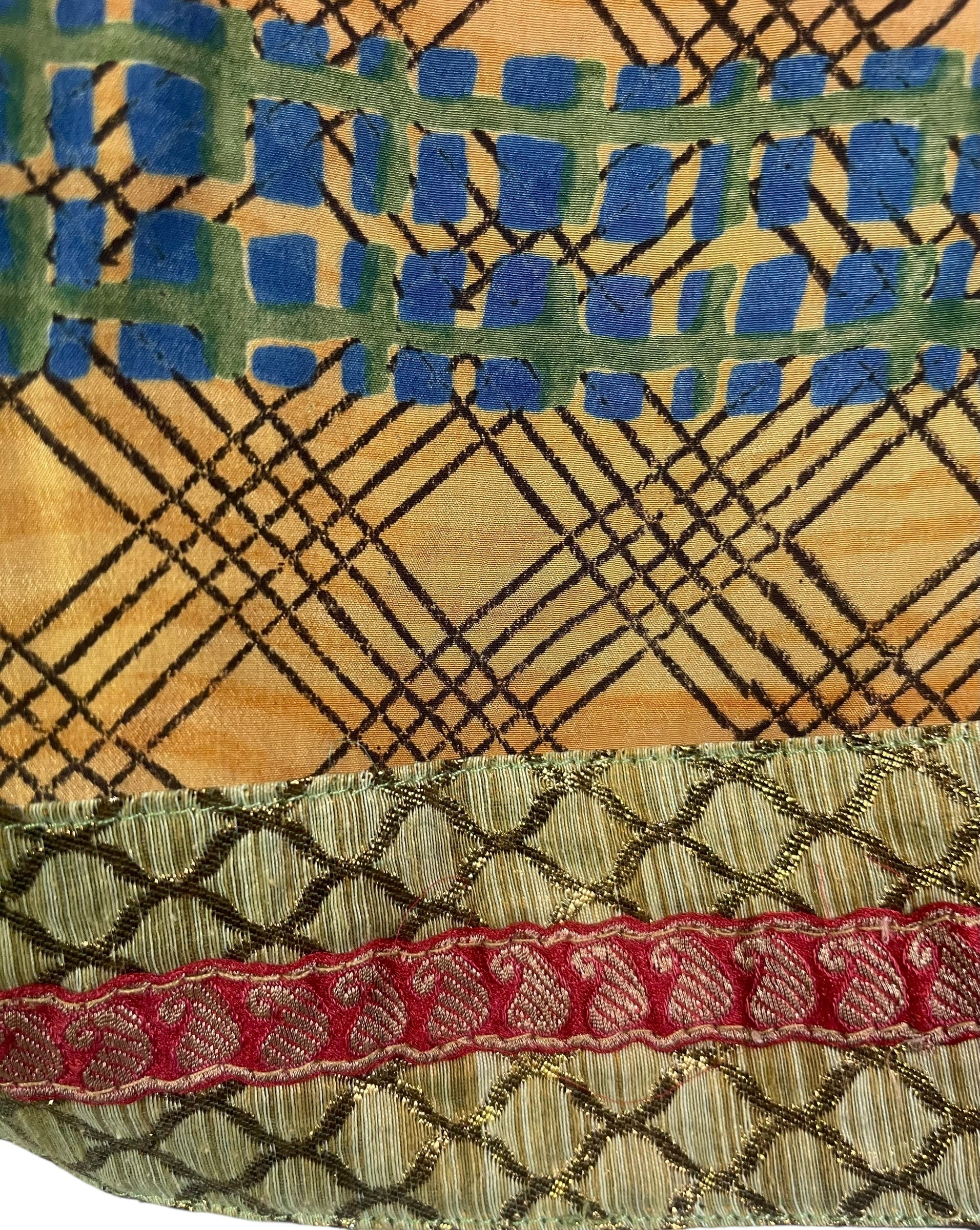 PRC8090 Avatar Pure Silk Cardigan