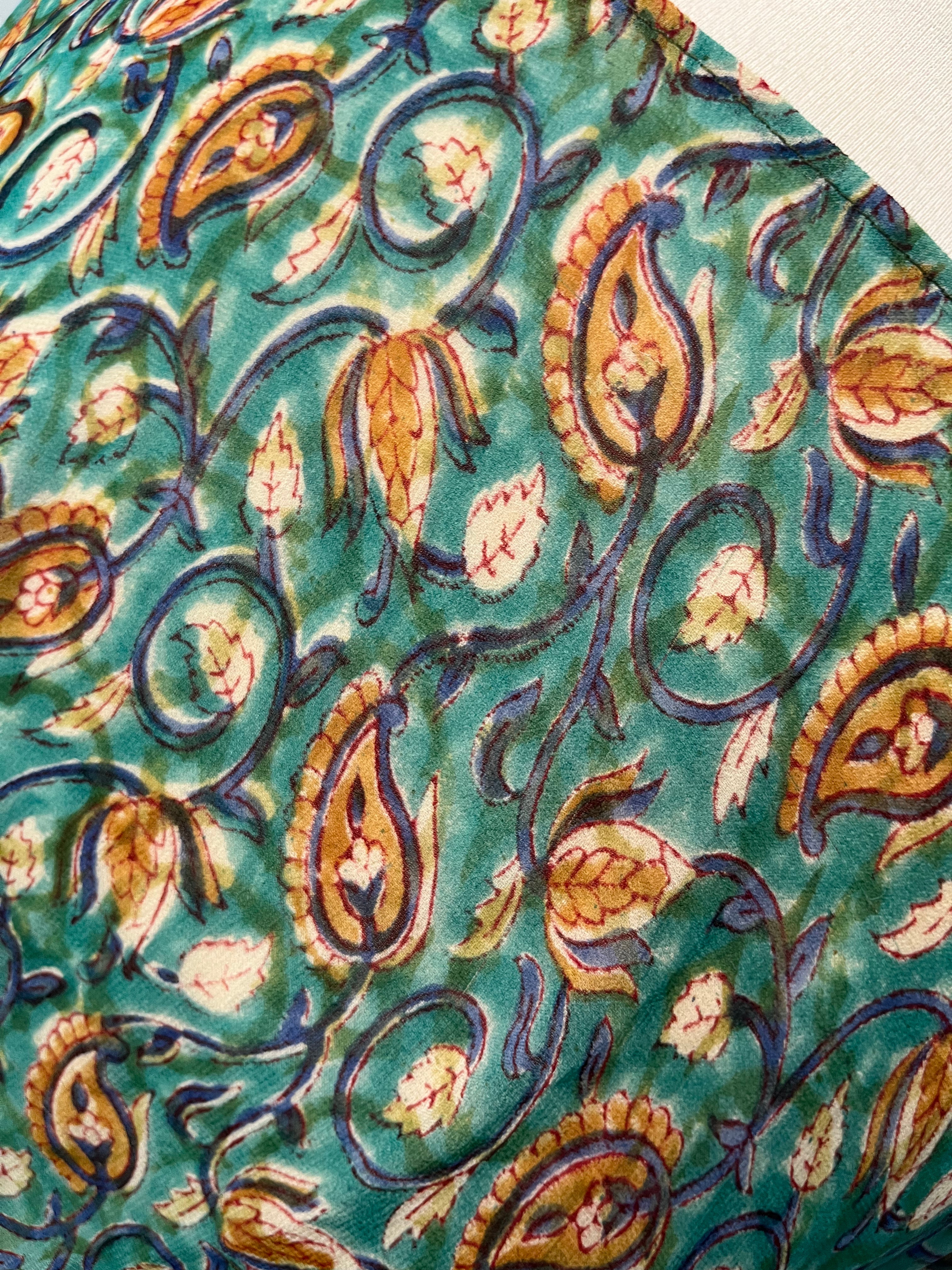 PRG7742 Sheer Wabi Sabi Pure Silk Versatile Vest