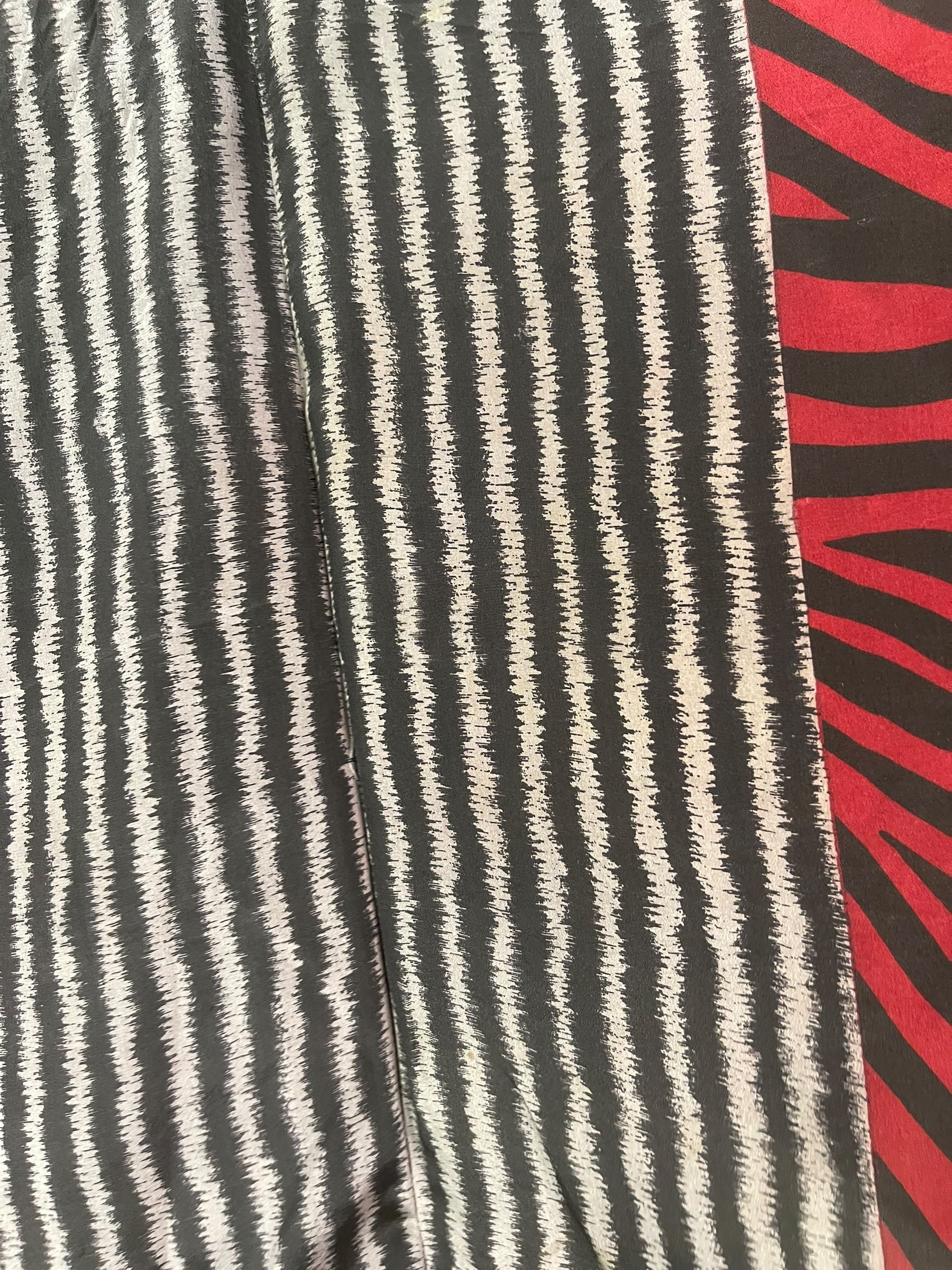 PRC8089 Wabi Sabi Pure Silk Cardigan by Wabi Sabi – Handmade ethical Cardigan from sariKNOTsari using upcycled silk. Designed in Canada for travel and slow fashion, loved from Toronto to LA to Sydney.