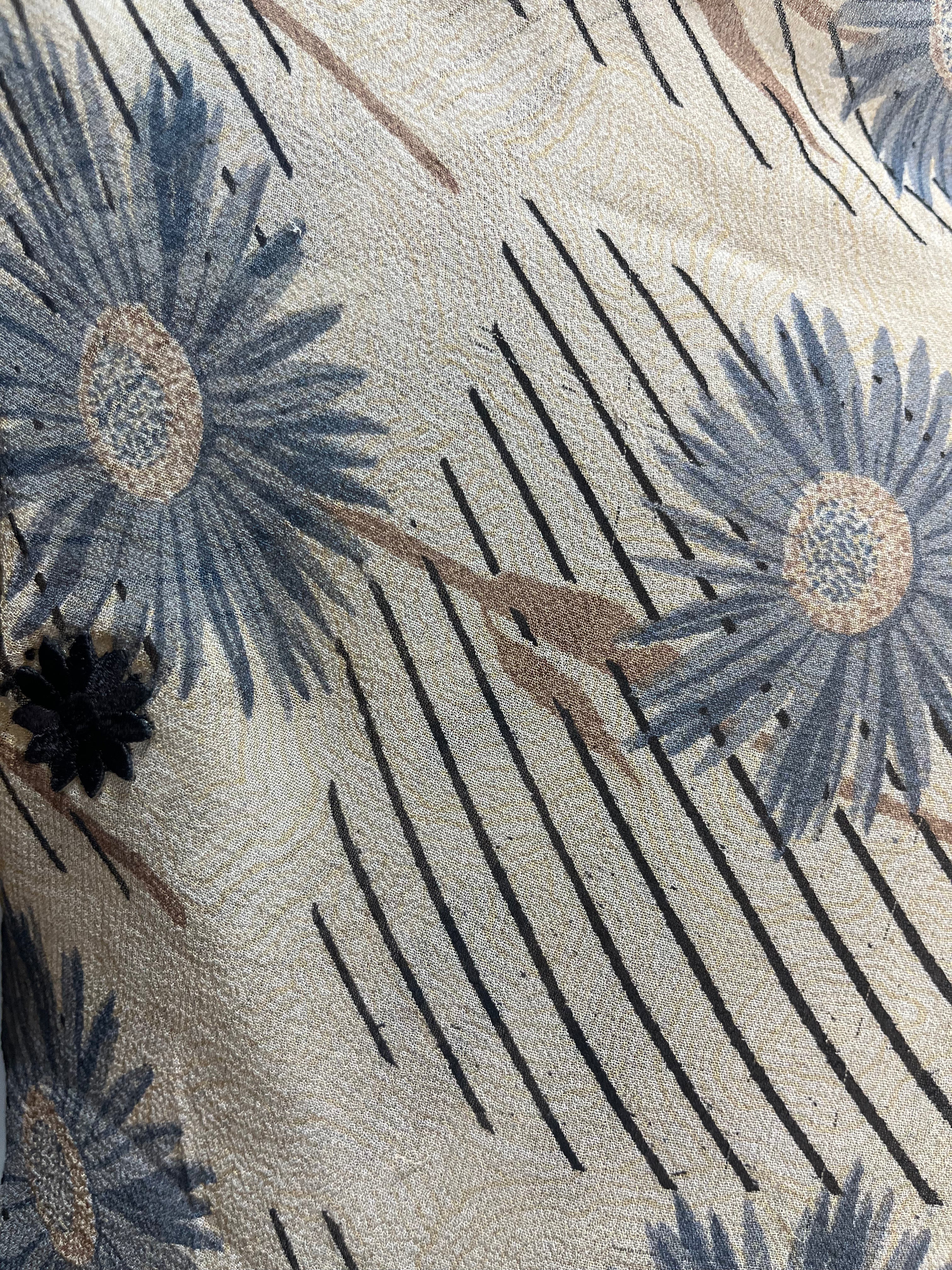 PRG8231 Sheer Wabi Sabi Pure Silk Side Slit Top