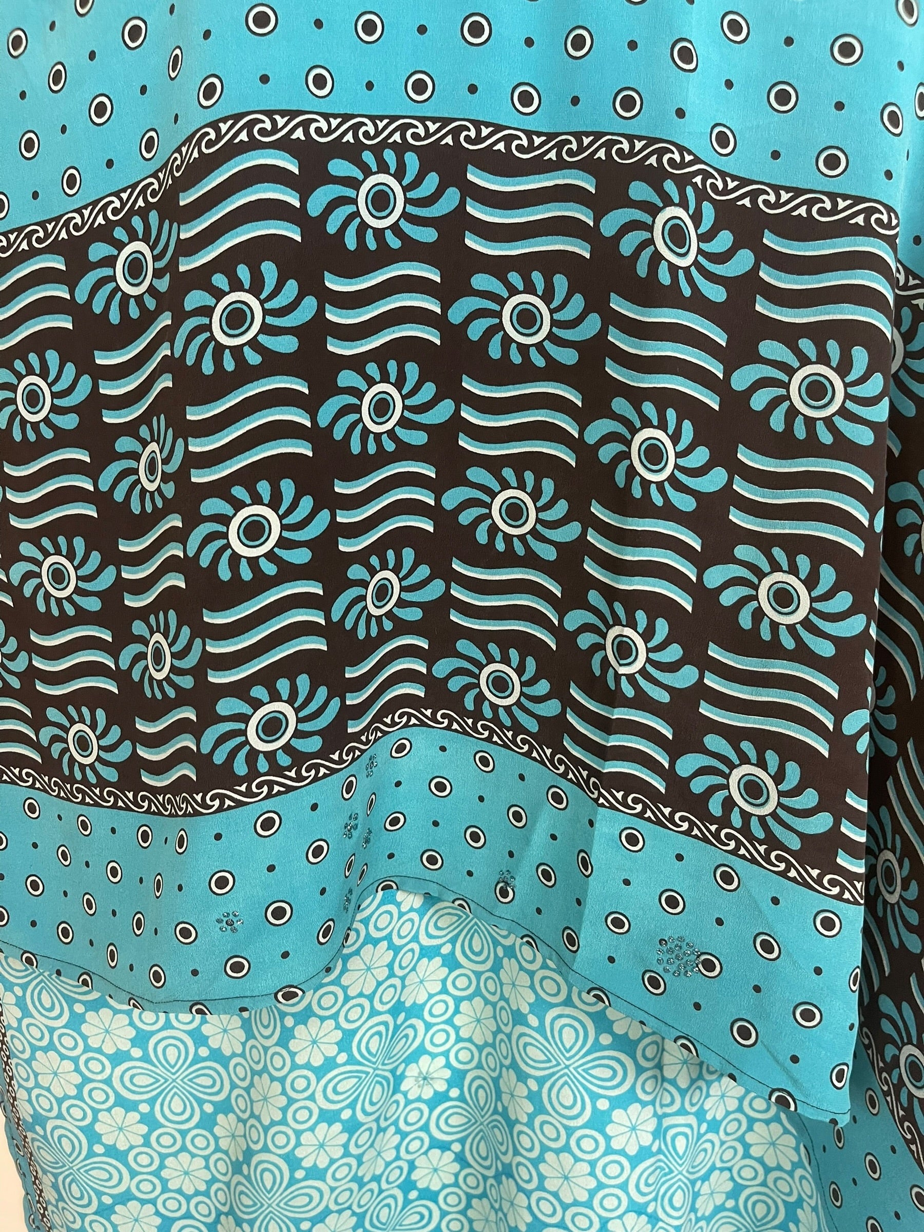 PRC8904 Avatar Pure Silk Hi Lo Top