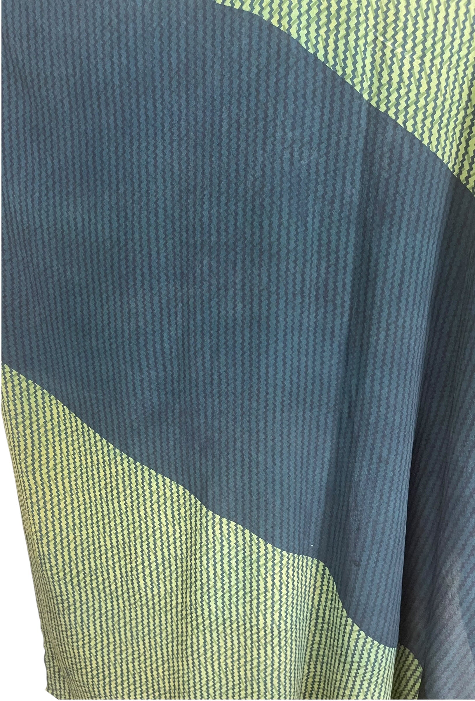 PRC9008 Wabi Sabi Pure Silk Hi Lo Top