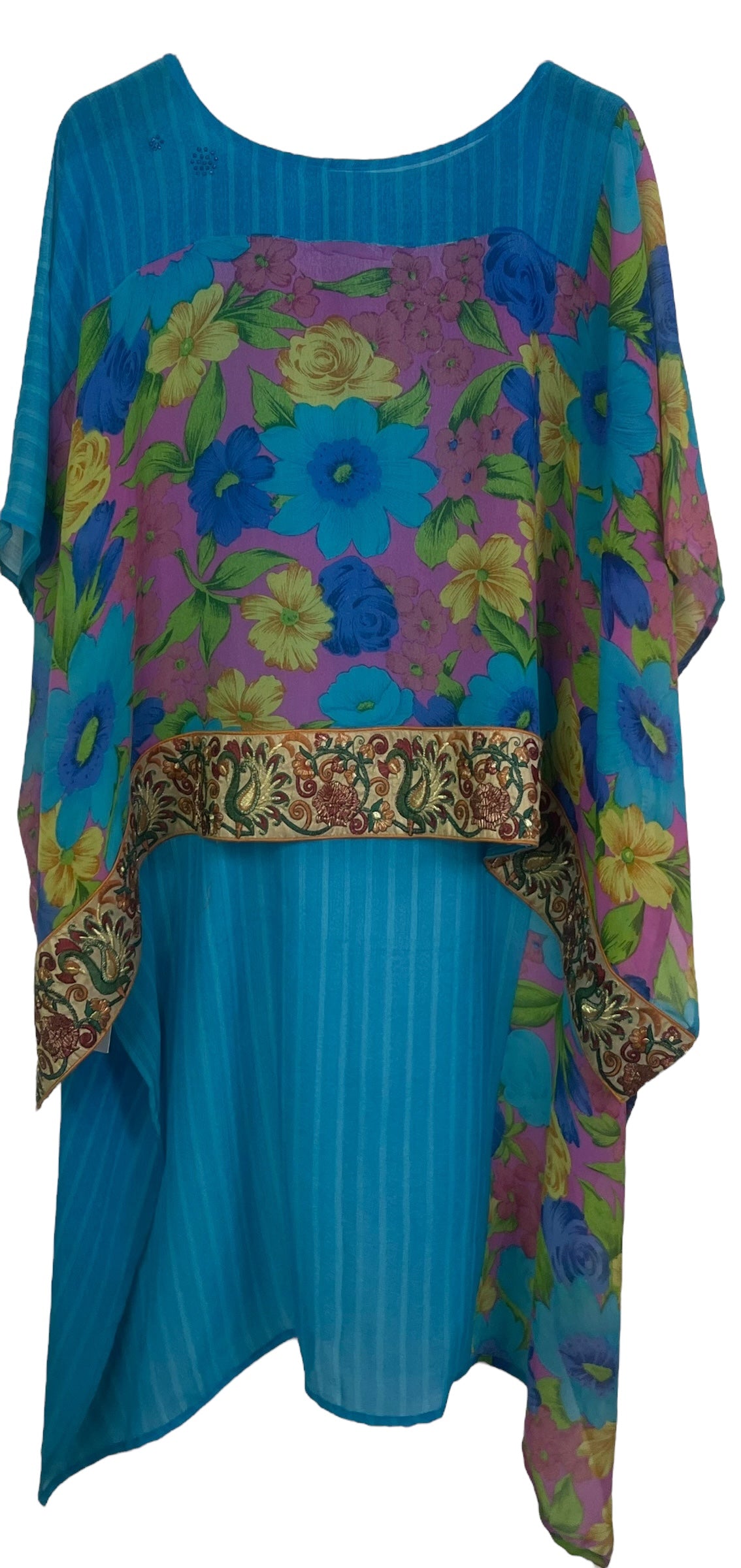 PREVIEW PRG8337 Sheer Avatar Pure Silk Hi Lo Top by DECEMBER2025 – Handmade ethical Hi Lo Top from sariKNOTsari using upcycled silk. Designed in Canada for travel and slow fashion, loved from Toronto to LA to Sydney.