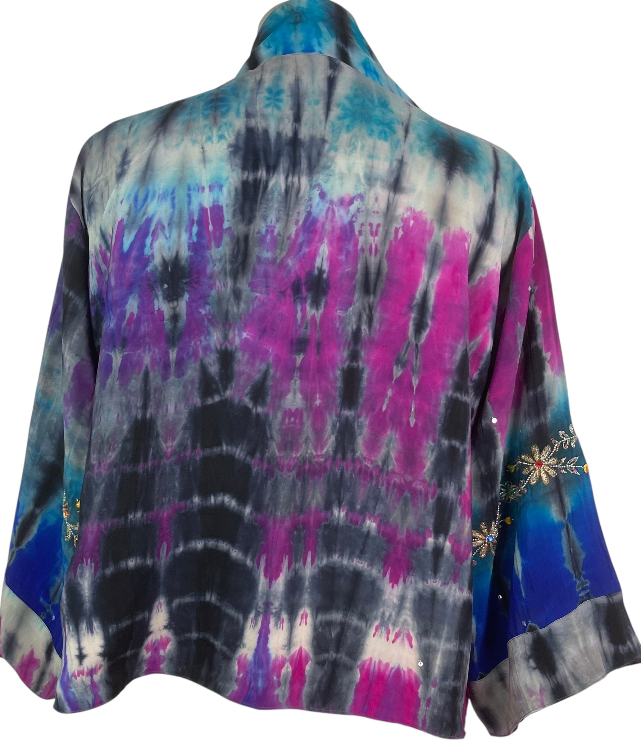 PREVIEW PRC8356 Avatar Reversible Pure Silk Jiva Jacket with Slits by DECEMBER2025 – Handmade ethical Jiva Jacket from sariKNOTsari using upcycled silk. Designed in Canada for travel and slow fashion, loved from Toronto to LA to Sydney.