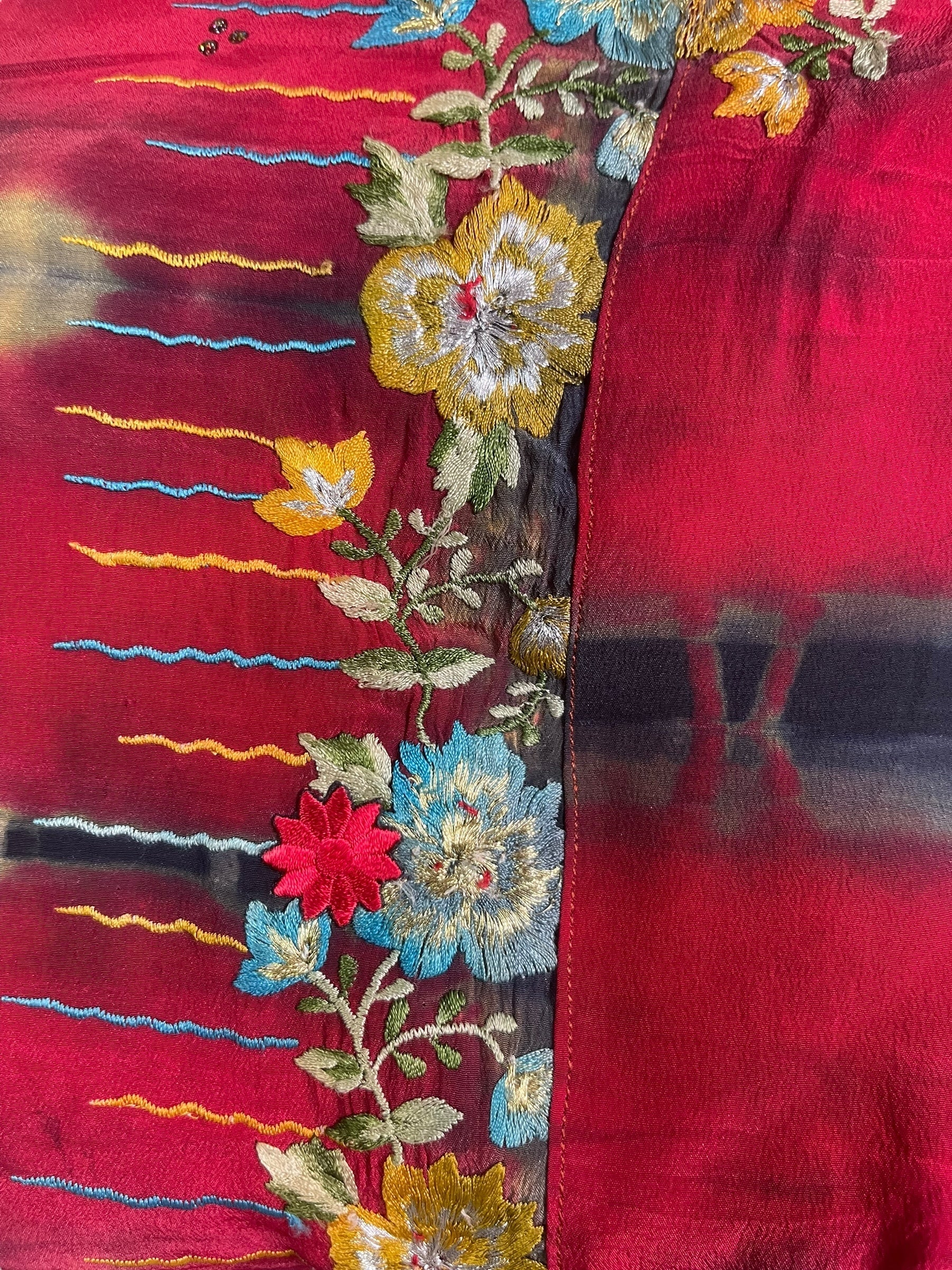 PREVIEW PRC8365 Avatar Reversible Pure Silk Jiva Jacket with Slits by DECEMBER2025 – Handmade ethical Jiva Jacket from sariKNOTsari using upcycled silk. Designed in Canada for travel and slow fashion, loved from Toronto to LA to Sydney.