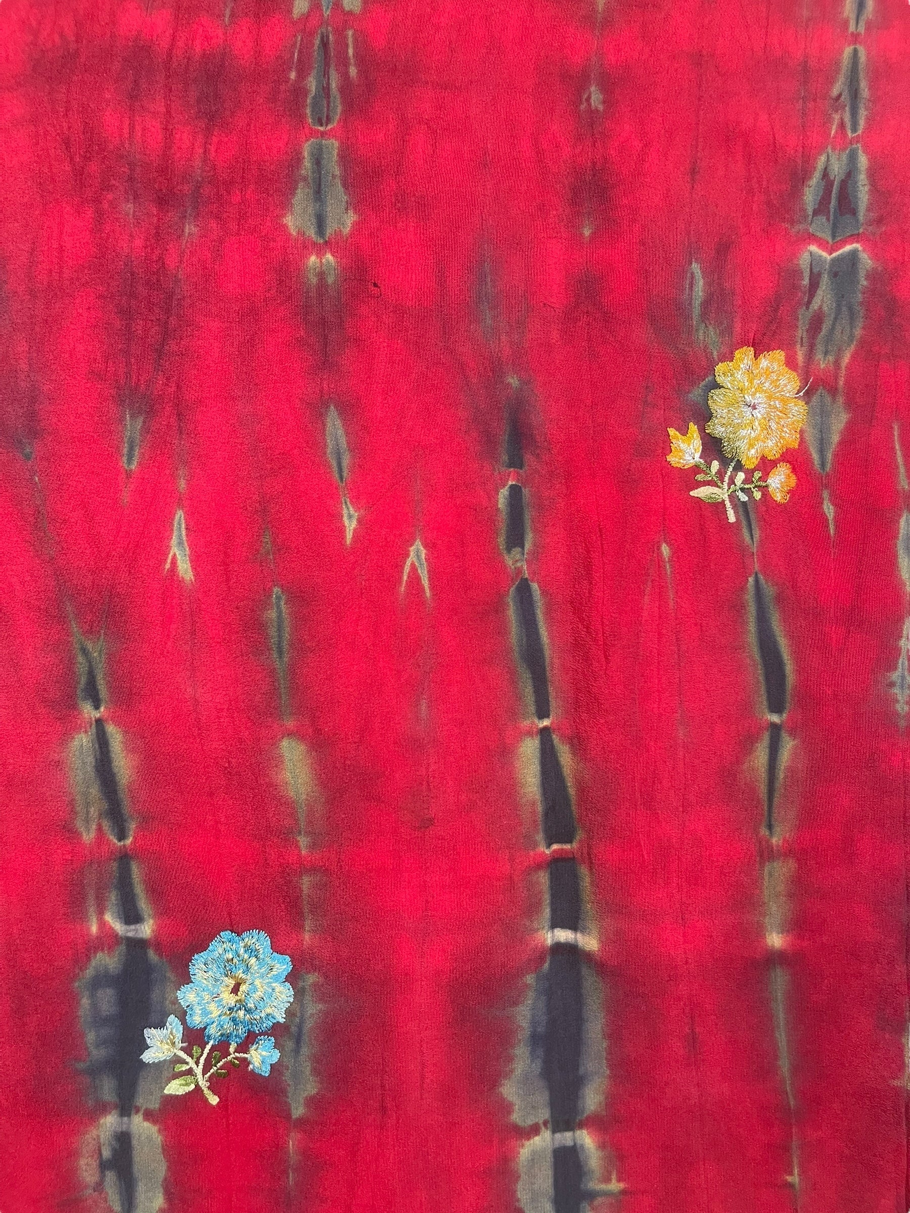 PREVIEW PRC8365 Avatar Reversible Pure Silk Jiva Jacket with Slits by DECEMBER2025 – Handmade ethical Jiva Jacket from sariKNOTsari using upcycled silk. Designed in Canada for travel and slow fashion, loved from Toronto to LA to Sydney.