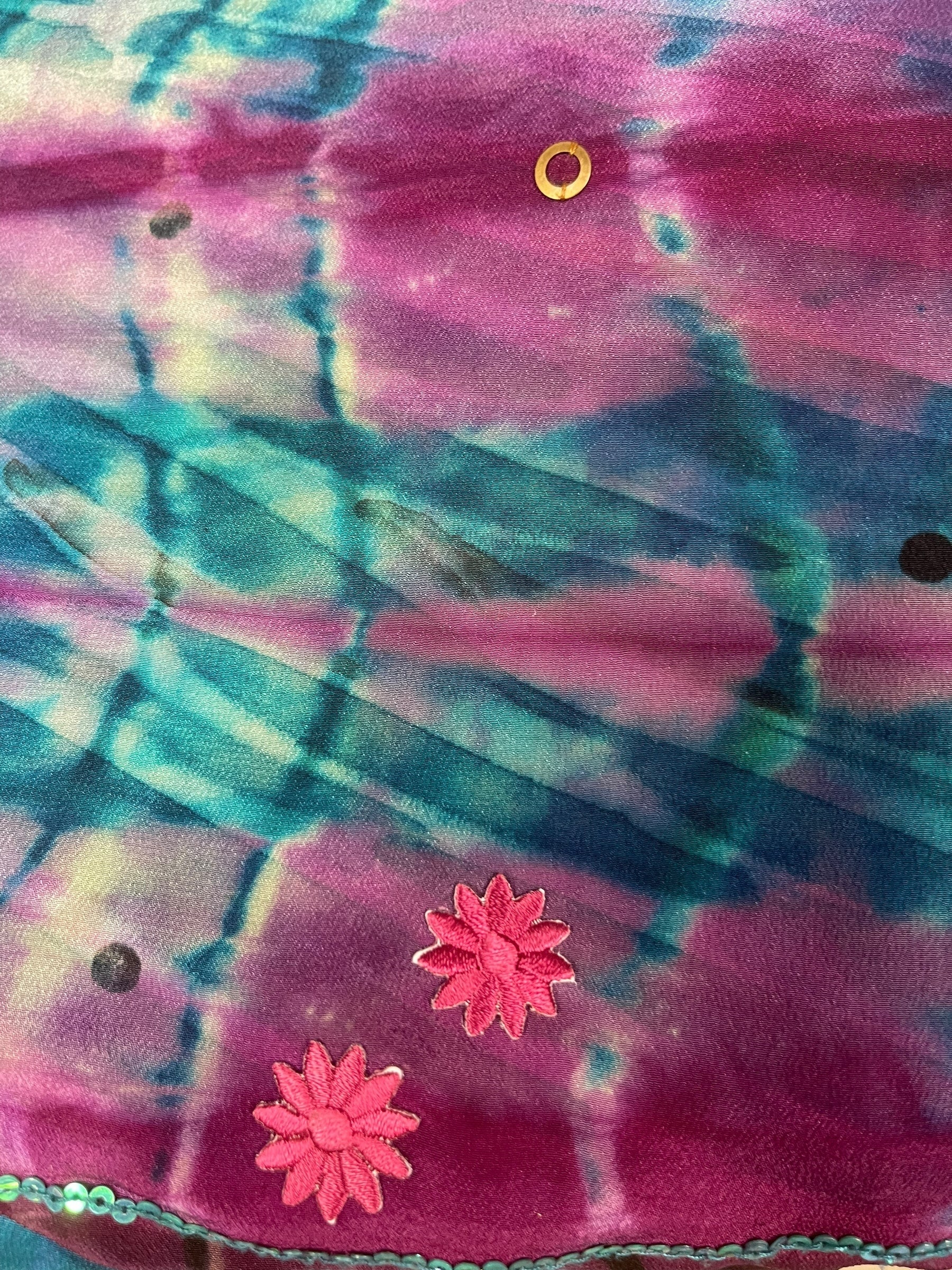 PREVIEW PRC8365 Avatar Reversible Pure Silk Jiva Jacket with Slits by DECEMBER2025 – Handmade ethical Jiva Jacket from sariKNOTsari using upcycled silk. Designed in Canada for travel and slow fashion, loved from Toronto to LA to Sydney.