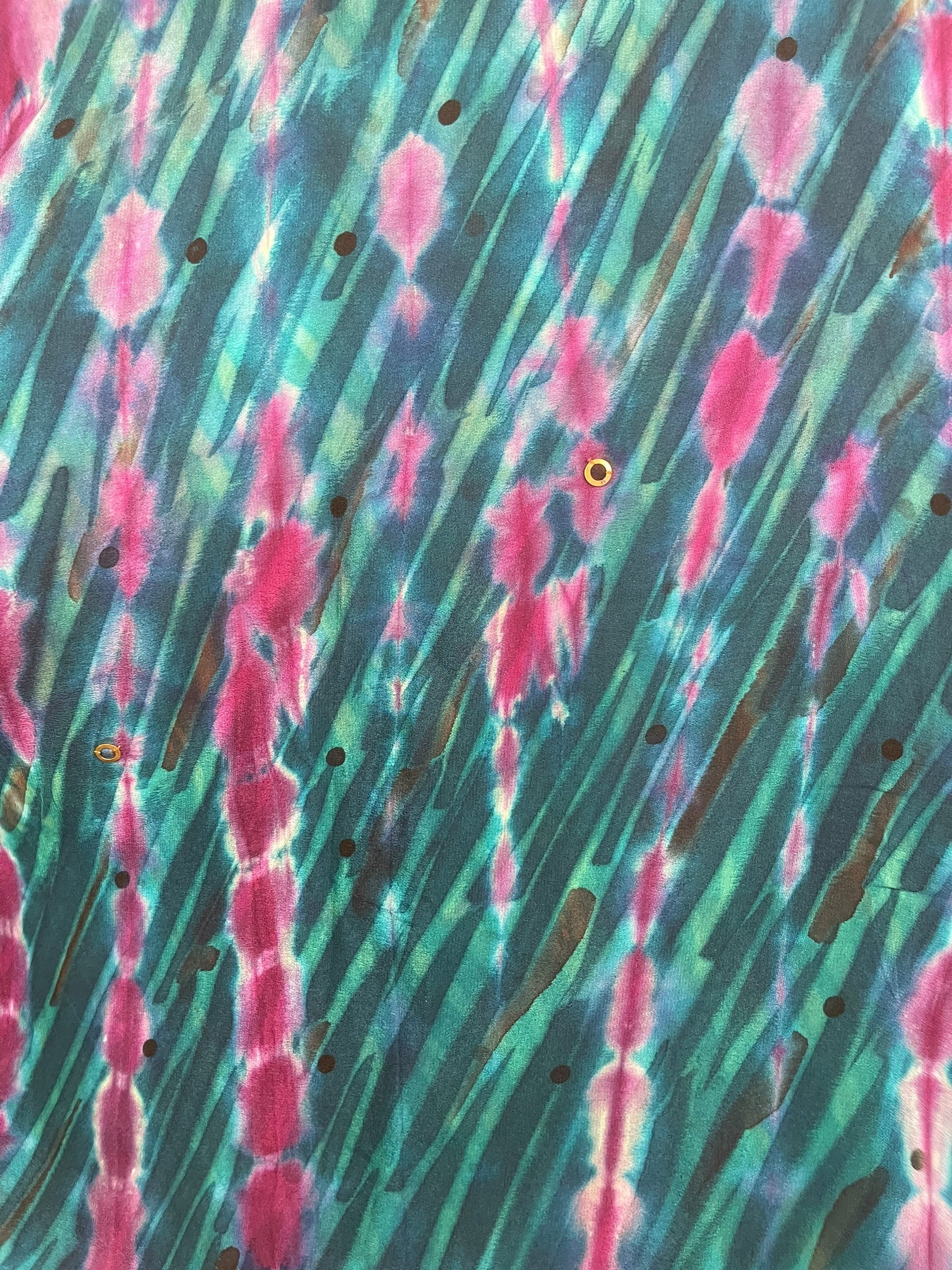 PREVIEW PRC8365 Avatar Reversible Pure Silk Jiva Jacket with Slits by DECEMBER2025 – Handmade ethical Jiva Jacket from sariKNOTsari using upcycled silk. Designed in Canada for travel and slow fashion, loved from Toronto to LA to Sydney.