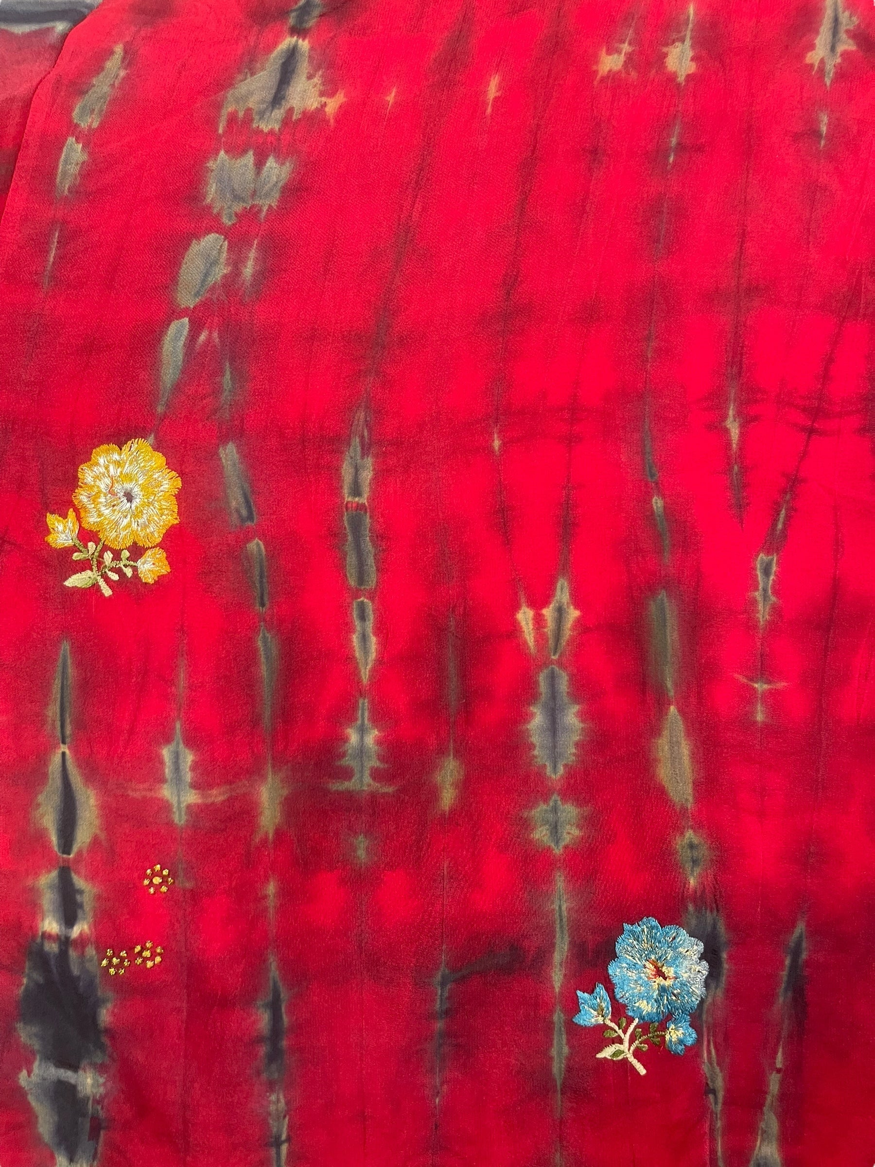 PREVIEW PRC8378 Avatar Reversible Pure Silk Jiva Jacket with Slits by DECEMBER2025 – Handmade ethical Jiva Jacket from sariKNOTsari using upcycled silk. Designed in Canada for travel and slow fashion, loved from Toronto to LA to Sydney.