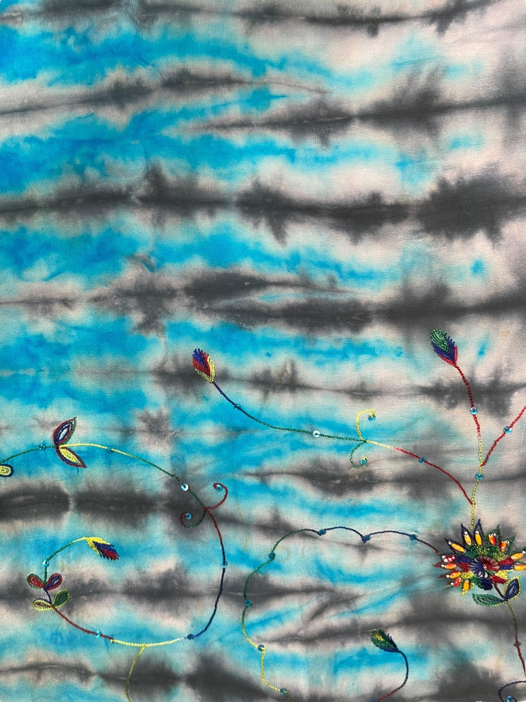 PREVIEW PRC8362 Avatar Reversible Pure Silk Jiva Jacket with Slits by DECEMBER2025 – Handmade ethical Jiva Jacket from sariKNOTsari using upcycled silk. Designed in Canada for travel and slow fashion, loved from Toronto to LA to Sydney.