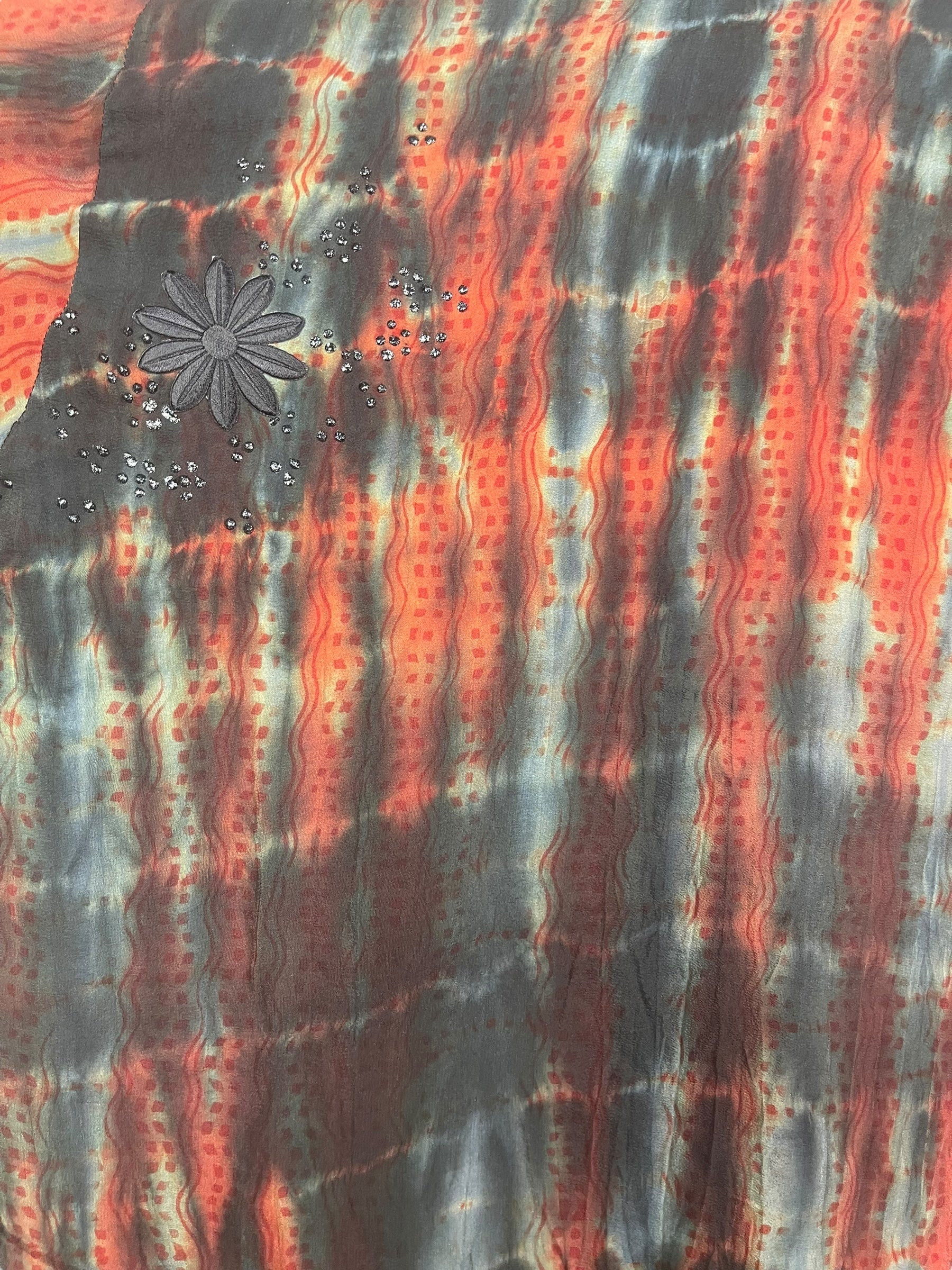 PREVIEW PRC8353 Avatar Reversible Pure Silk Jiva Jacket with Slits by DECEMBER2025 – Handmade ethical Jiva Jacket from sariKNOTsari using upcycled silk. Designed in Canada for travel and slow fashion, loved from Toronto to LA to Sydney.