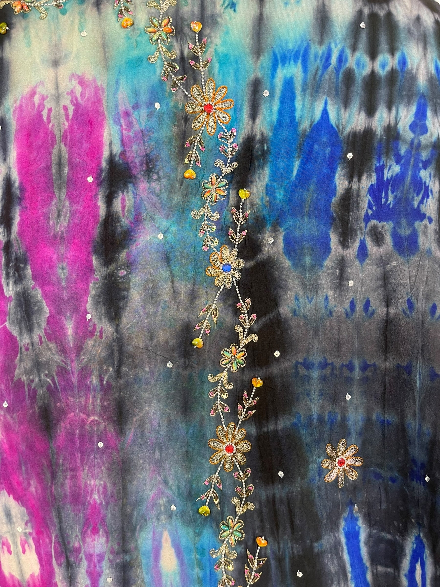 PREVIEW PRC8354 Avatar Reversible Pure Silk Jiva Jacket with Slits by DECEMBER2025 – Handmade ethical Jiva Jacket from sariKNOTsari using upcycled silk. Designed in Canada for travel and slow fashion, loved from Toronto to LA to Sydney.