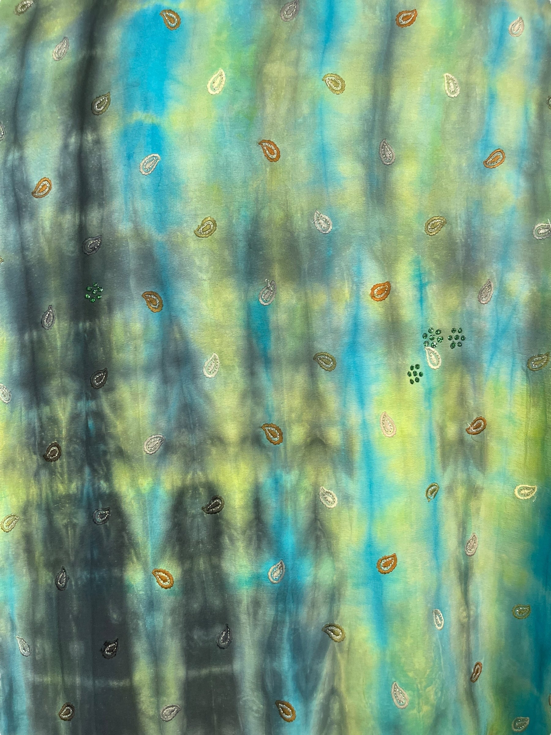 PREVIEW PRC8369  Avatar Reversible Pure Silk Jiva Jacket with Slits by DECEMBER2025 – Handmade ethical Jiva Jacket from sariKNOTsari using upcycled silk. Designed in Canada for travel and slow fashion, loved from Toronto to LA to Sydney.