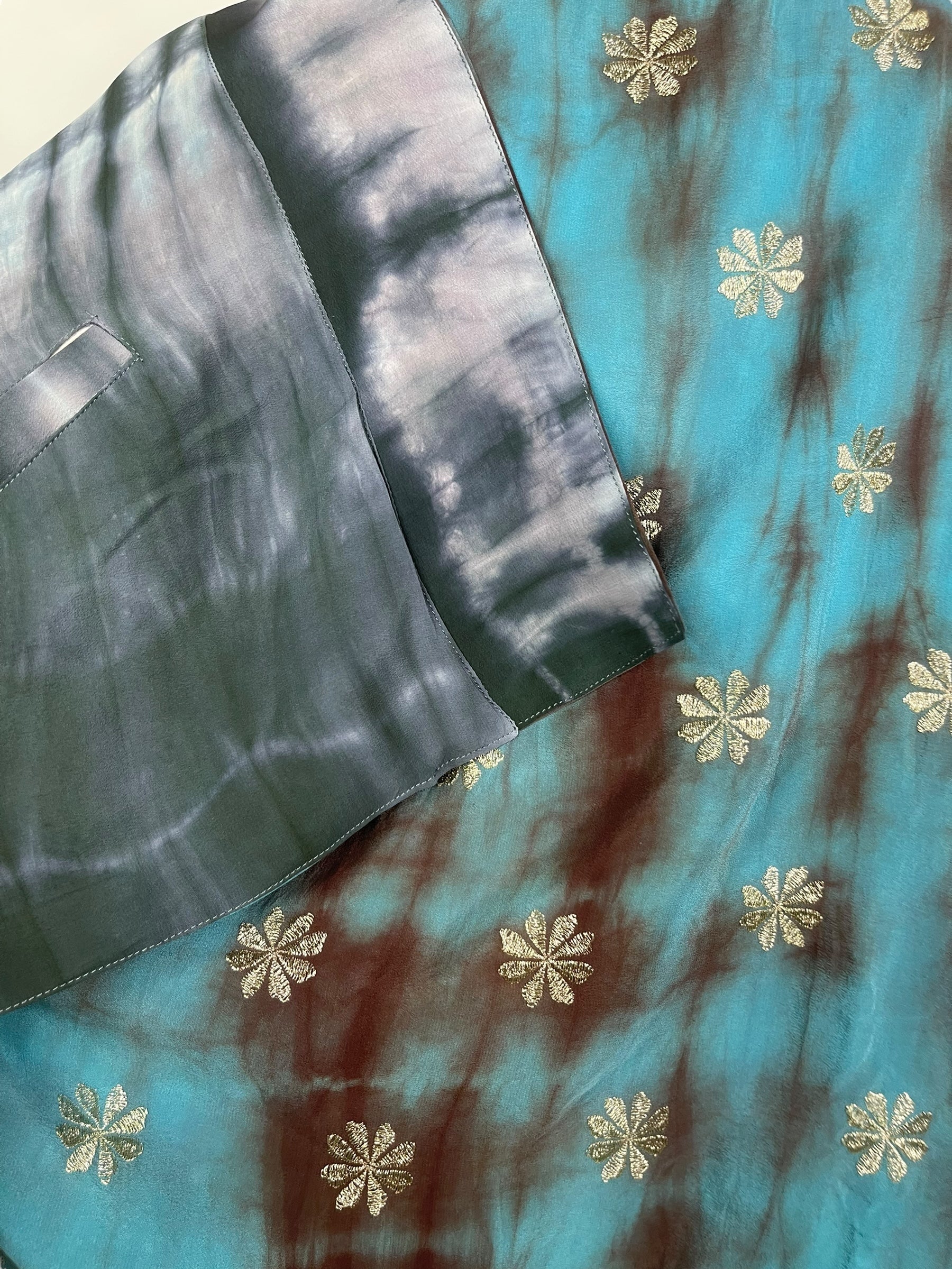 PRC7922 Avatar Reversible Pure Silk Jiva Jacket with Slits