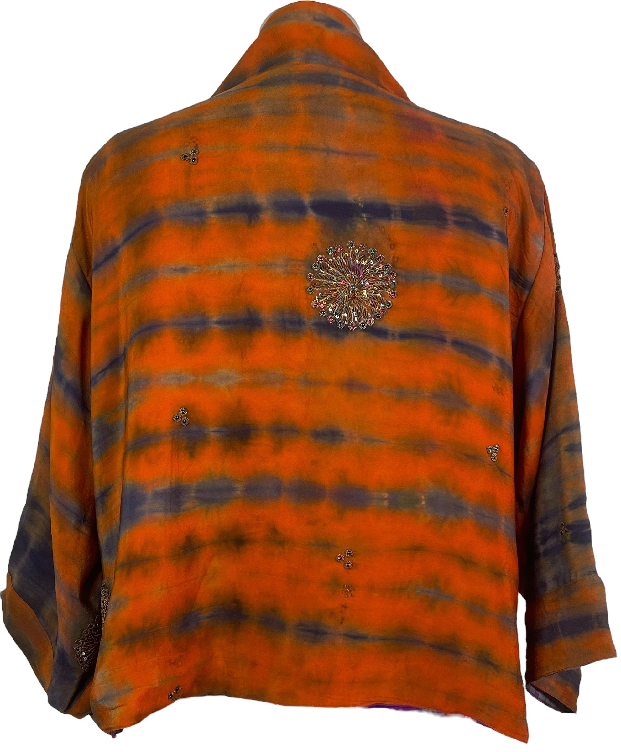 PREVIEW PRC8380 Wabi Sabi Reversible Pure Silk Jiva Jacket with Slits by DECEMBER2025 – Handmade ethical Jiva Jacket from sariKNOTsari using upcycled silk. Designed in Canada for travel and slow fashion, loved from Toronto to LA to Sydney.