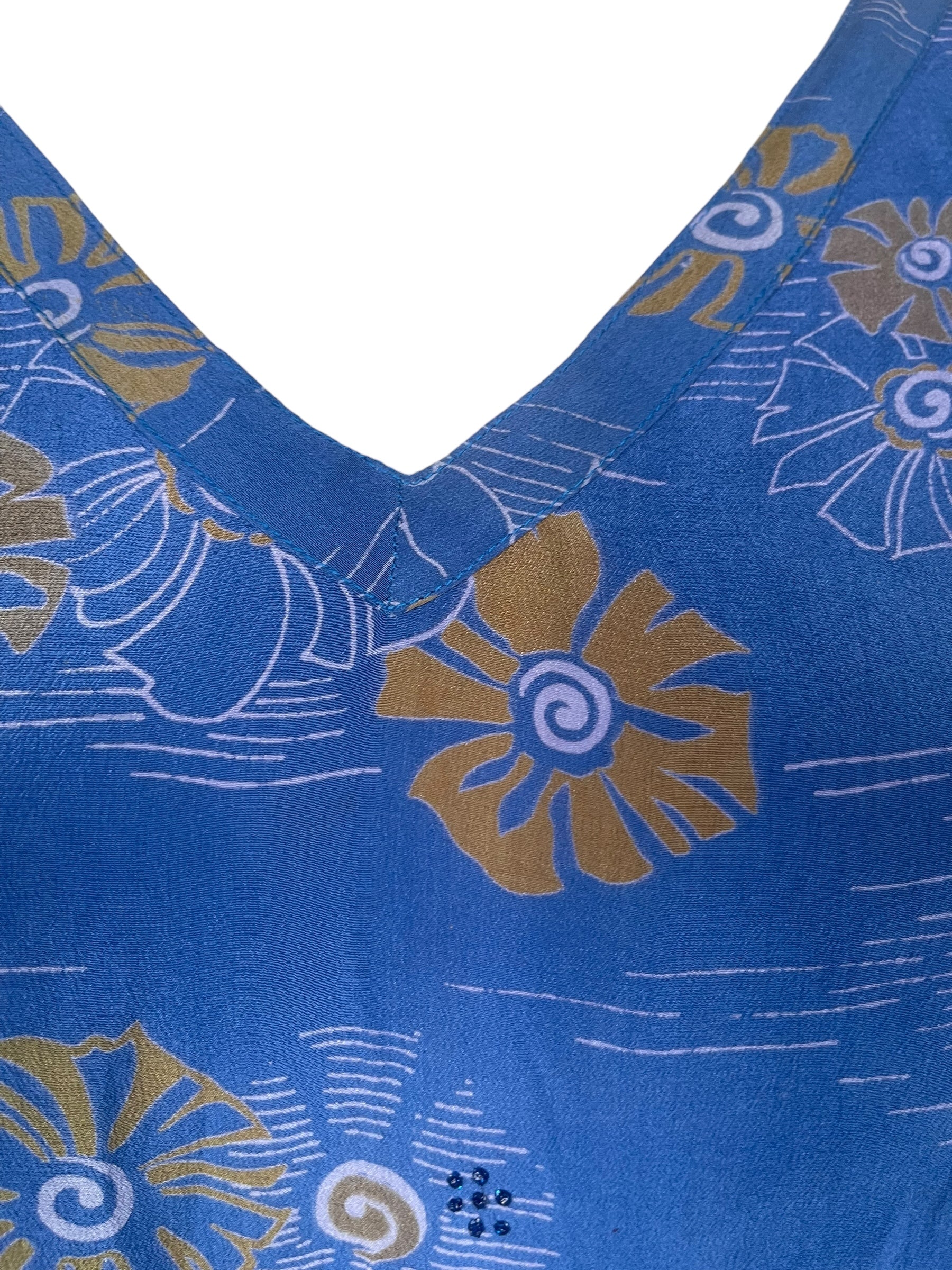 PREVIEW PRC8548 Avatar Pure Silk Midi Length Kaftan by FEBRUARY2026 – Handmade ethical Midi Length Kaftan from sariKNOTsari using upcycled silk. Designed in Canada for travel and slow fashion, loved from Toronto to LA to Sydney.