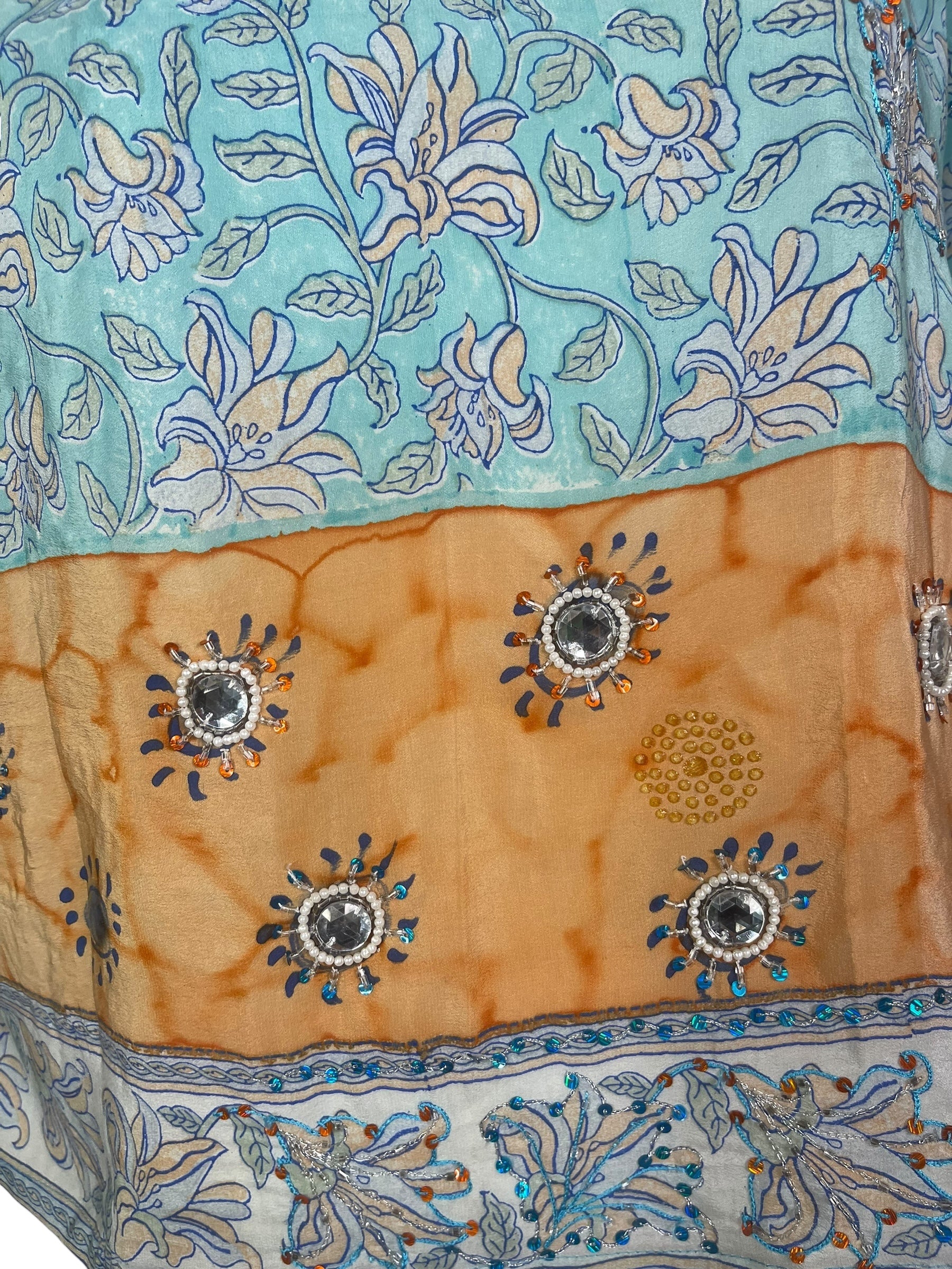 PREVIEW PRC8013 Avatar Pure Silk Boxy Top by FEBRUARY2026 – Handmade ethical Boxy Top from sariKNOTsari using upcycled silk. Designed in Canada for travel and slow fashion, loved from Toronto to LA to Sydney.