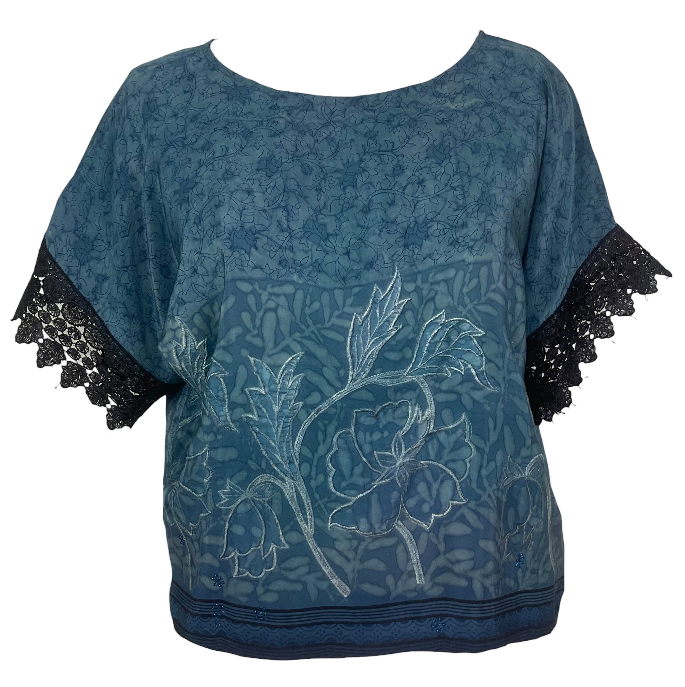 PREVIEW PRC7981 Avatar Pure Silk Boxy Top by FEBRUARY2026 – Handmade ethical Boxy Top from sariKNOTsari using upcycled silk. Designed in Canada for travel and slow fashion, loved from Toronto to LA to Sydney.