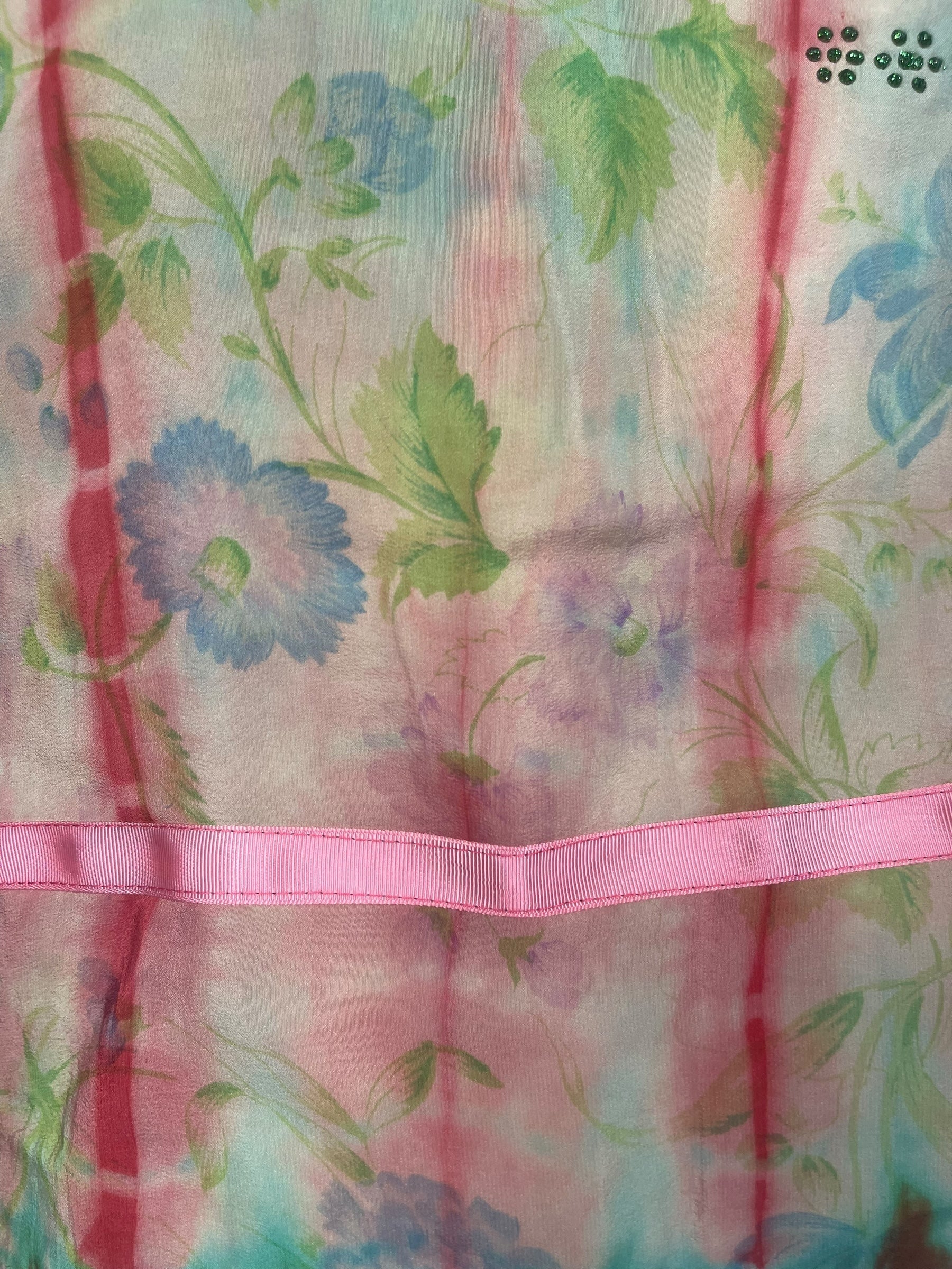 PREVIEW PRC8465 Avatar Pure Silk Boxy Top by FEBRUARY2026 – Handmade ethical Boxy Top from sariKNOTsari using upcycled silk. Designed in Canada for travel and slow fashion, loved from Toronto to LA to Sydney.