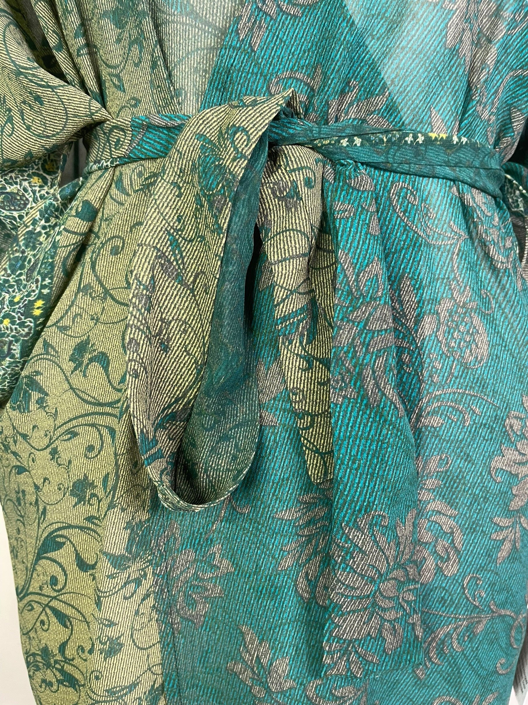 PRG8238 Avatar Pure Silk Kimono-Sleeved Jacket with Belt