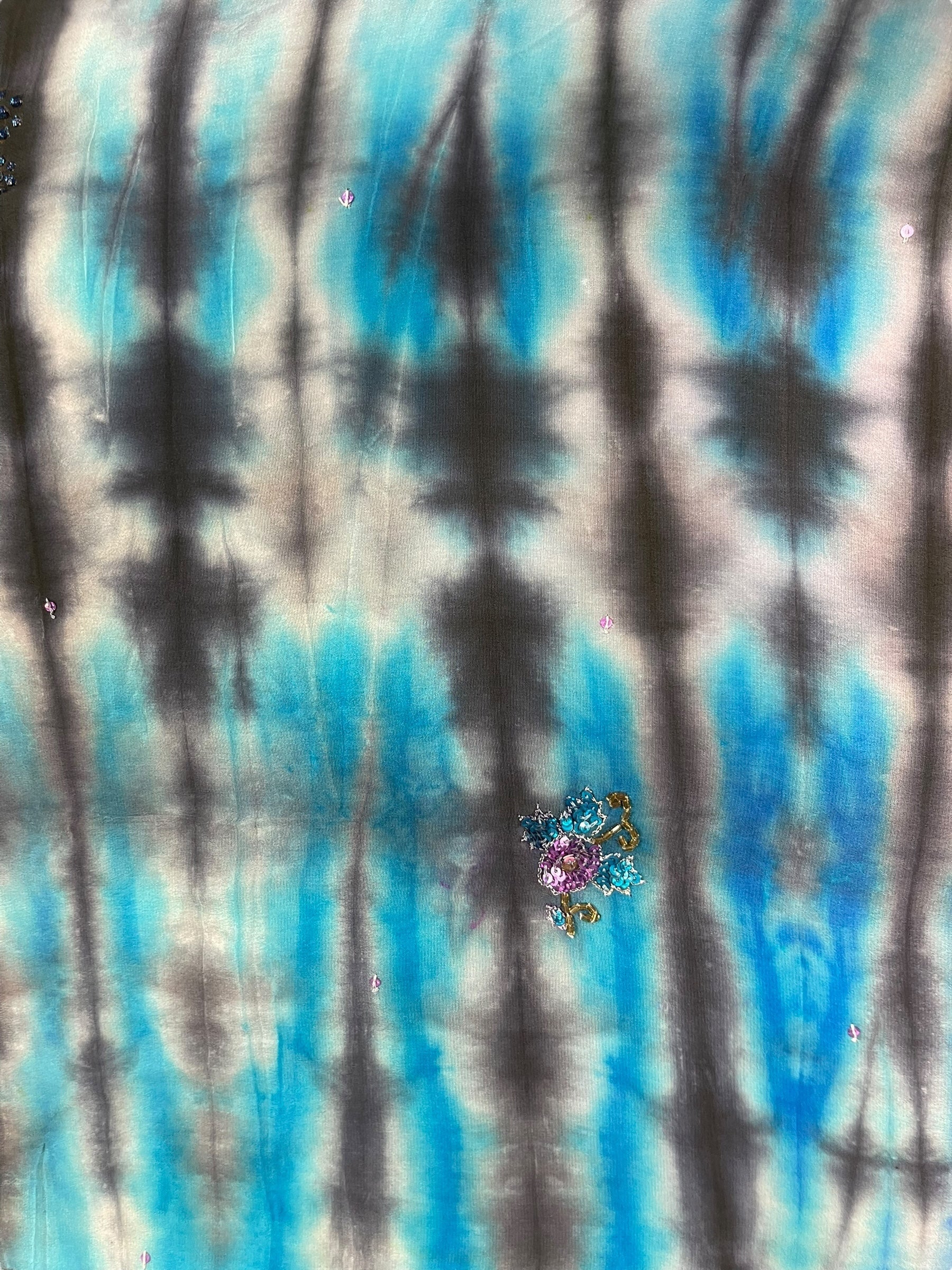 PREVIEW PRC8376 Avatar Reversible Pure Silk Jiva Jacket with Slits by DECEMBER2025 – Handmade ethical Jiva Jacket from sariKNOTsari using upcycled silk. Designed in Canada for travel and slow fashion, loved from Toronto to LA to Sydney.