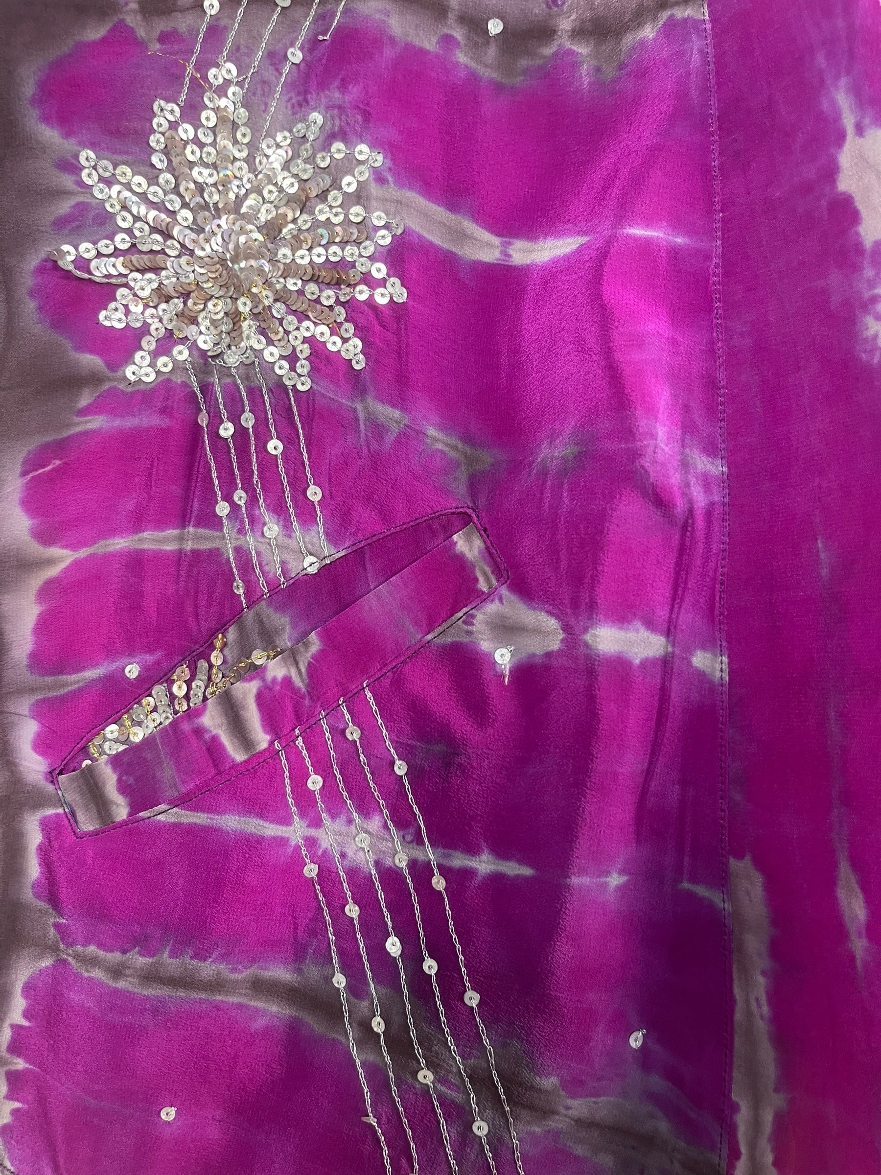 PREVIEW PRC8385 Avatar Reversible Pure Silk Jiva Jacket with Slits by DECEMBER2025 – Handmade ethical Jiva Jacket from sariKNOTsari using upcycled silk. Designed in Canada for travel and slow fashion, loved from Toronto to LA to Sydney.