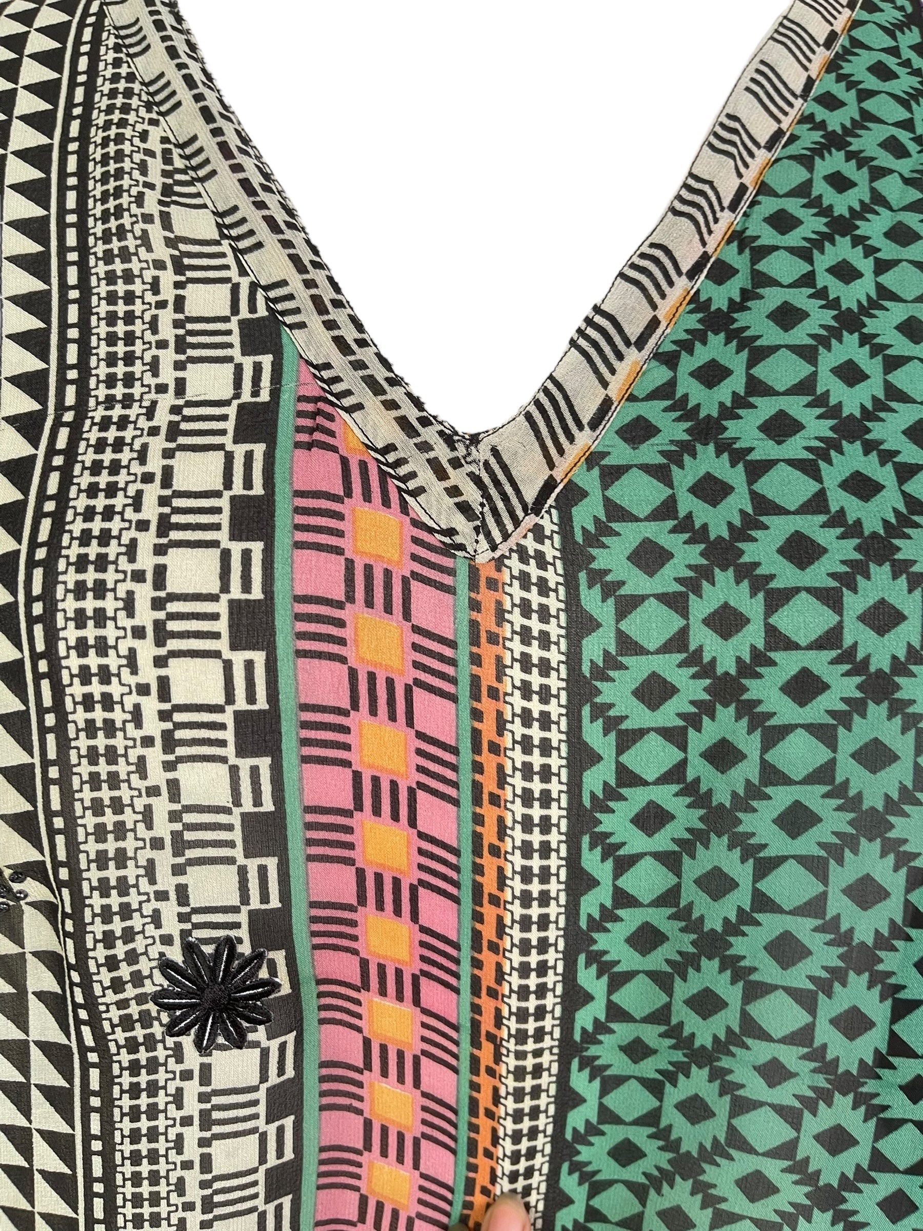 PREVIEW PRG8137 Avatar Pure Silk Long Tunic with Side Ties by DECEMBER2025 – Handmade ethical Side Tie Tunic from sariKNOTsari using upcycled silk. Designed in Canada for travel and slow fashion, loved from Toronto to LA to Sydney.