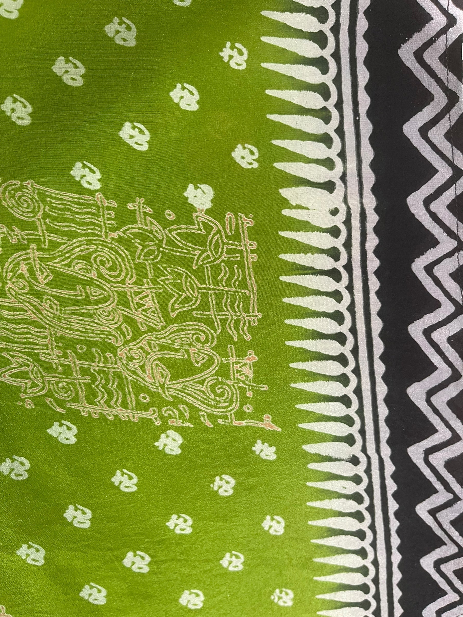 PRC8497 Avatar Pure Silk Hi Lo Top