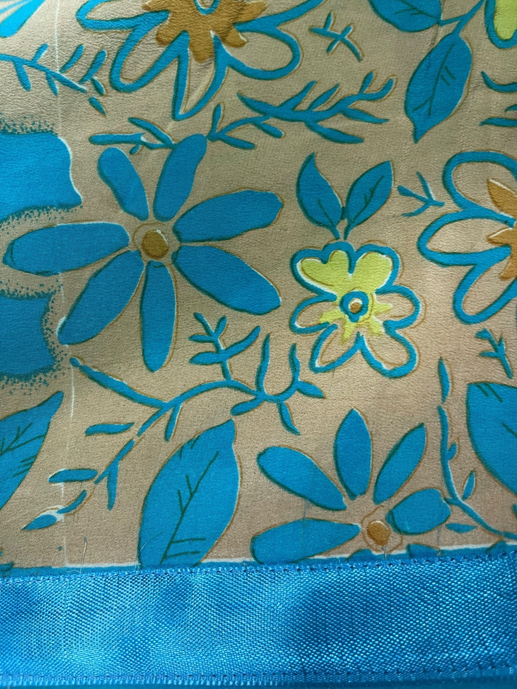 PRC8398 Wabi Sabi Pure Silk Versatile Vest