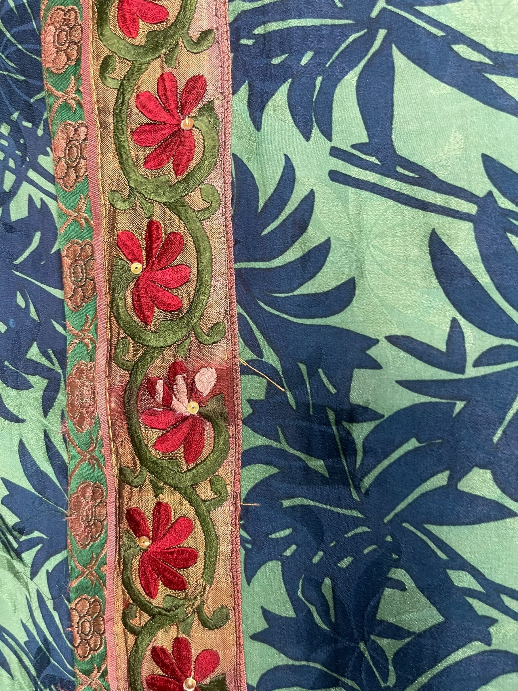 PRC7845 Avatar Pure Silk Capelet Poncho