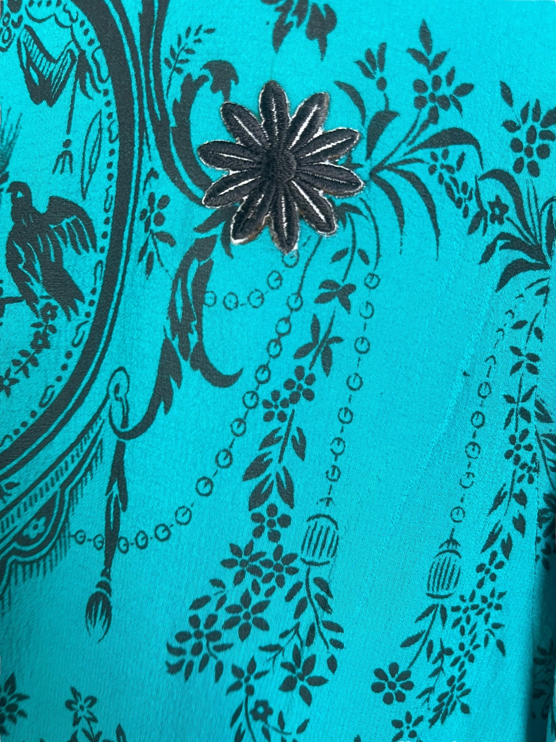 PREVIEW PRG7958 Sheer Wabi Sabi Pure Silk Self Pocket Tunic Dress by DECEMBER2025 – Handmade ethical Self Pocket Tunic from sariKNOTsari using upcycled silk. Designed in Canada for travel and slow fashion, loved from Toronto to LA to Sydney.