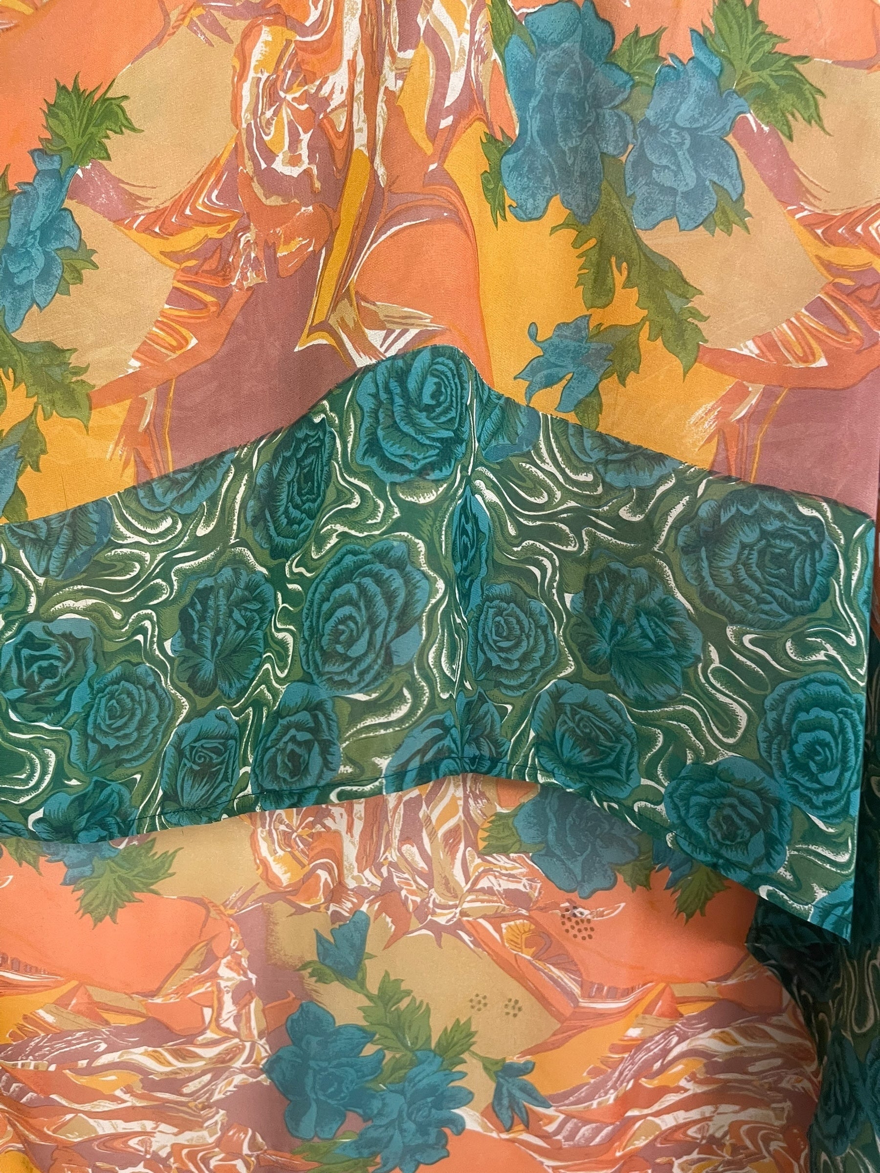 PRG7870 Sheer Avatar Pure Silk Hi Lo Top