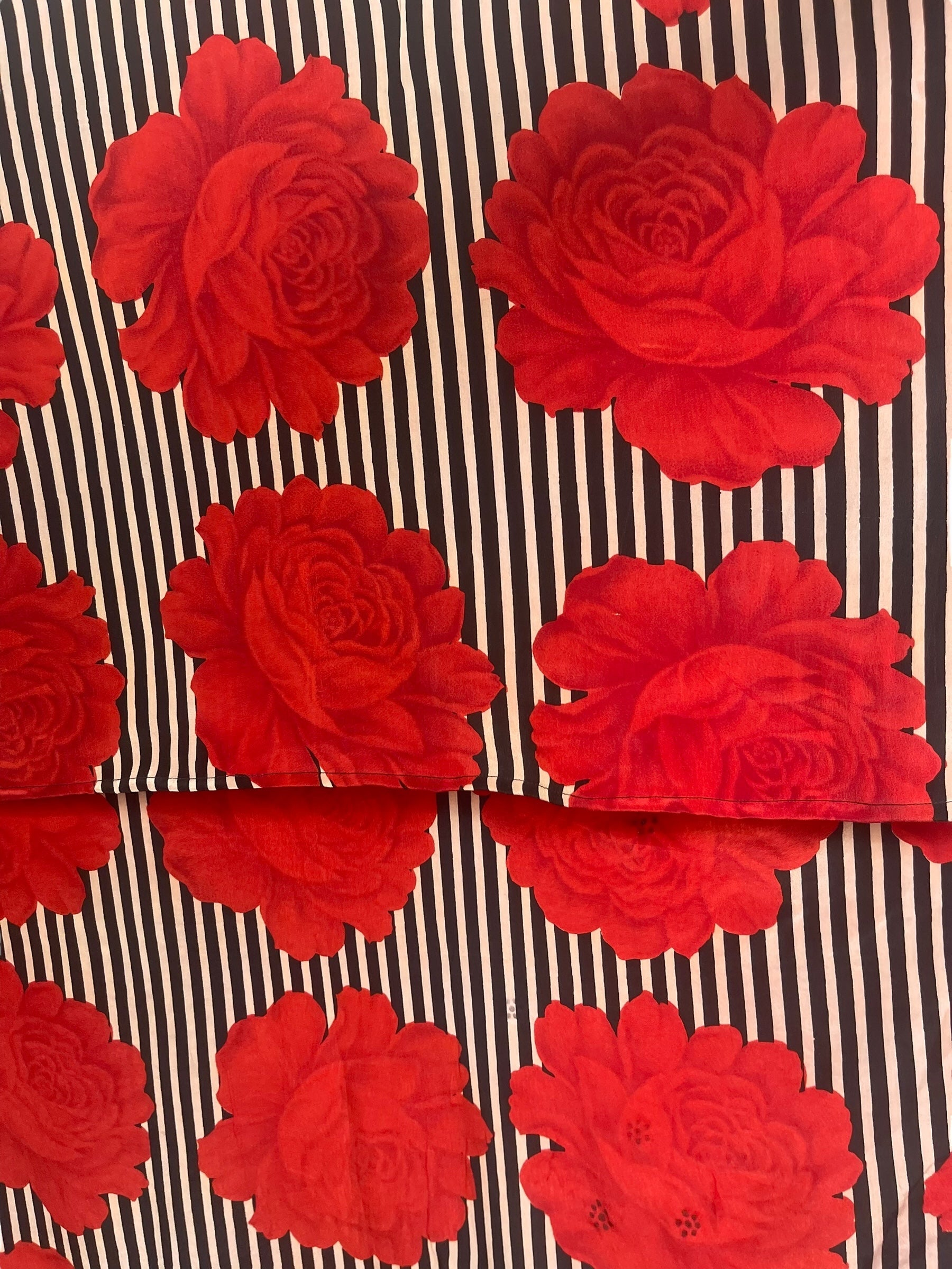 PRC8221 Wabi Sabi Pure Silk Hi Lo Top