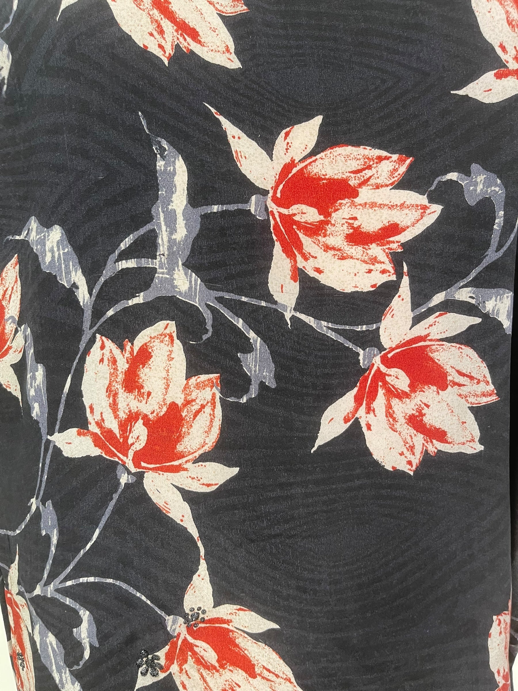 PREVIEW PRC8159 Avatar Pure Silk Side Slit Top by FEBRUARY2026 – Handmade ethical Side Slit Top from sariKNOTsari using upcycled silk. Designed in Canada for travel and slow fashion, loved from Toronto to LA to Sydney.