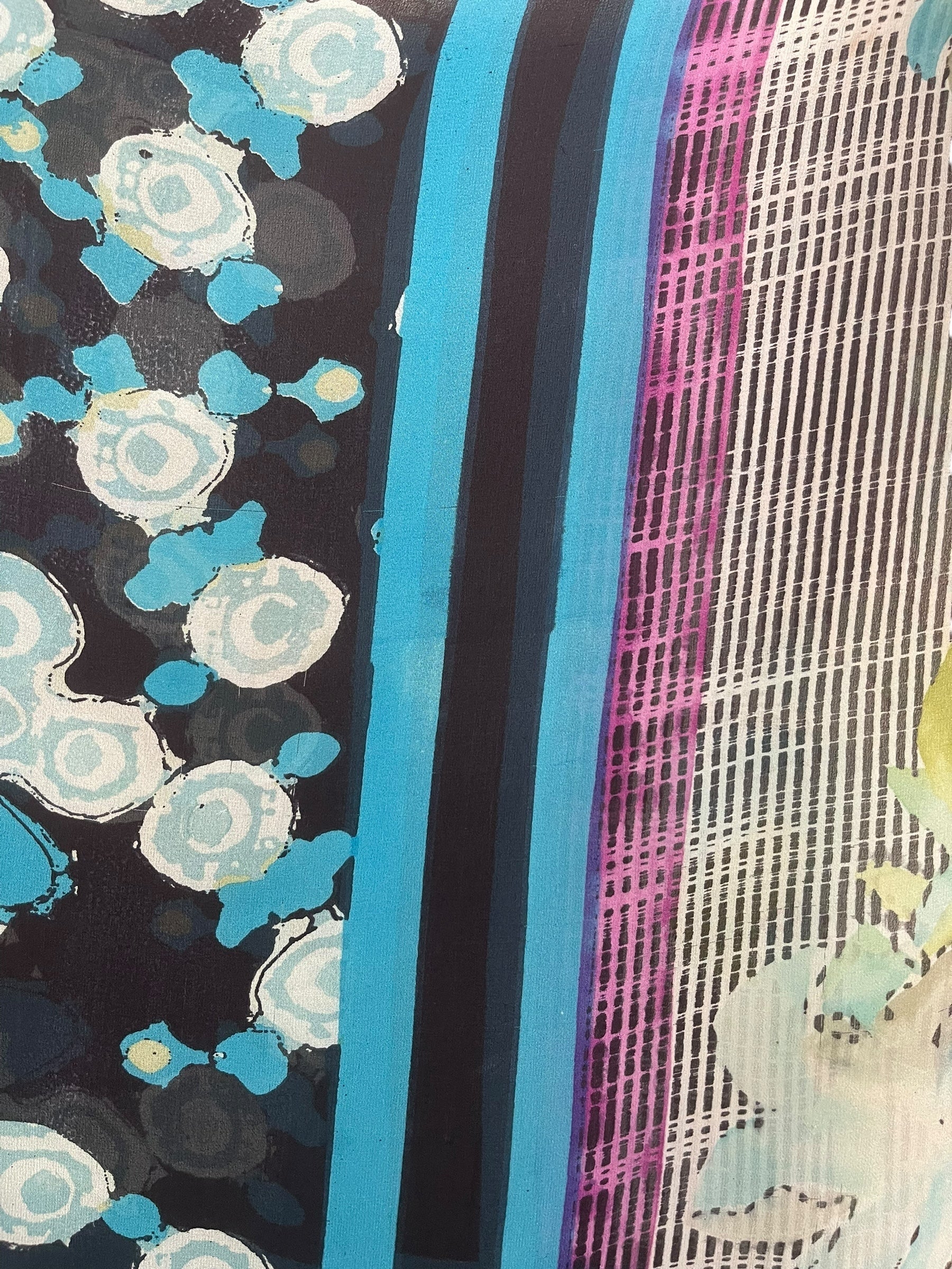 PRG8528 Sheer Wabi Sabi Pure Silk Hi Lo Top