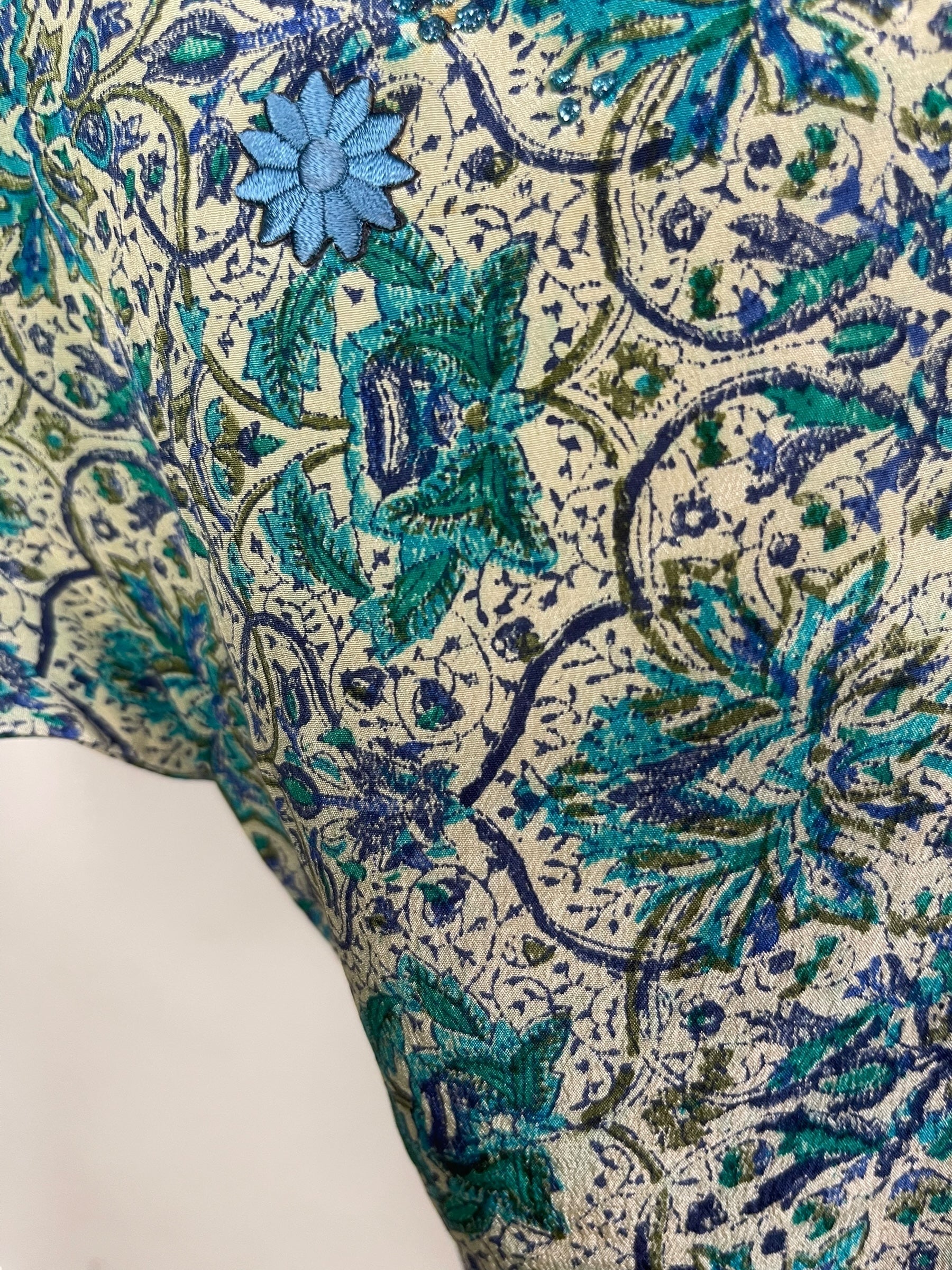 PRC6966 Avatar Pure Silk Side Slit Top