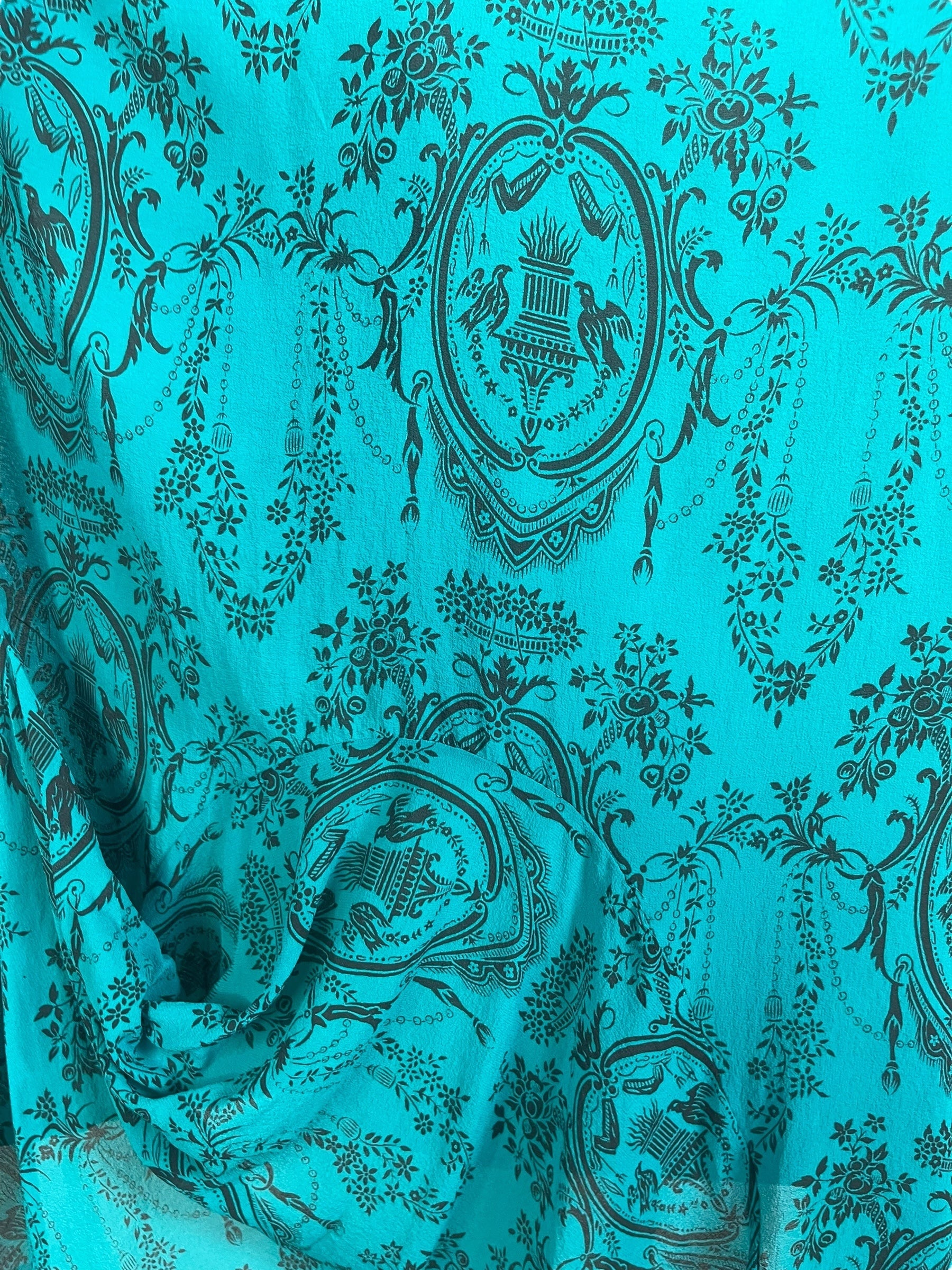 PREVIEW PRG7958 Sheer Wabi Sabi Pure Silk Self Pocket Tunic Dress by DECEMBER2025 – Handmade ethical Self Pocket Tunic from sariKNOTsari using upcycled silk. Designed in Canada for travel and slow fashion, loved from Toronto to LA to Sydney.