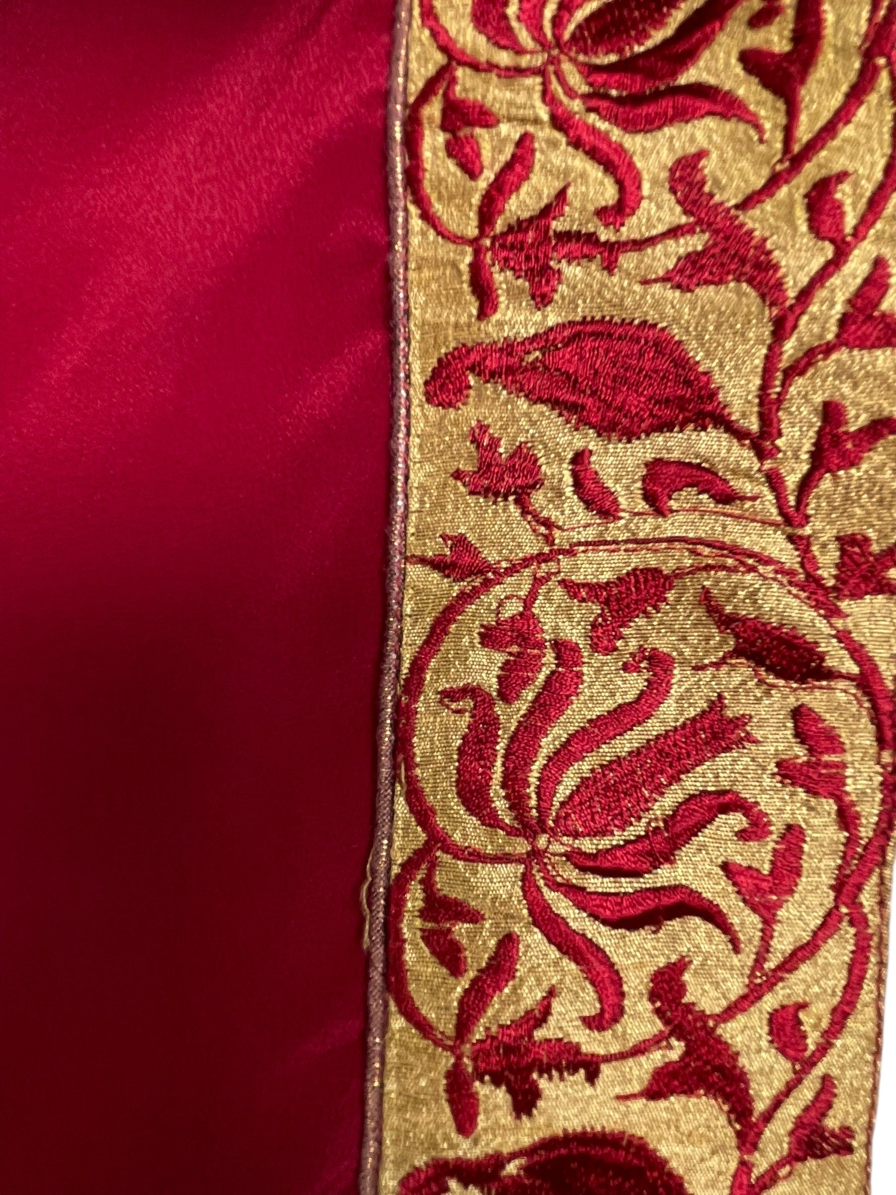 PRC6391 Avatar Pure Silk Side Slit Top