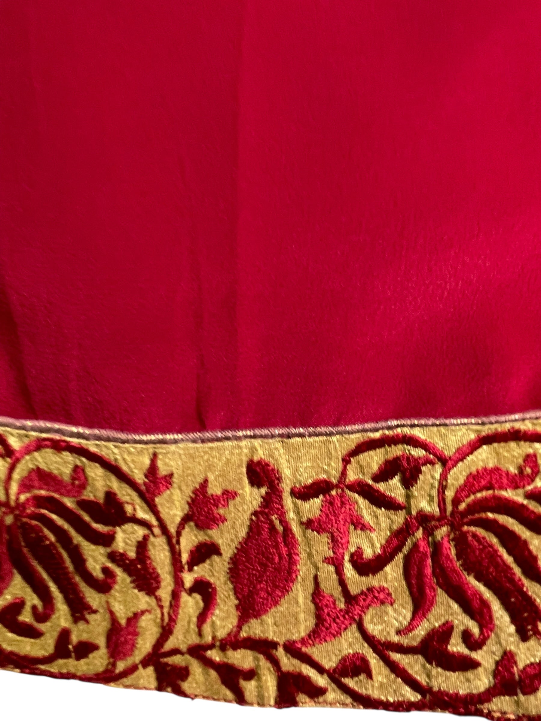 PRC6391 Avatar Pure Silk Side Slit Top