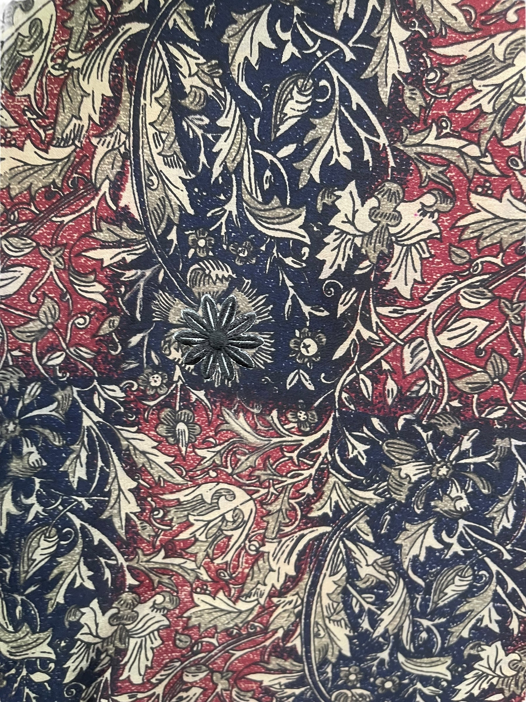 PRC7570 Avatar Pure Silk Kimono-Sleeved Top