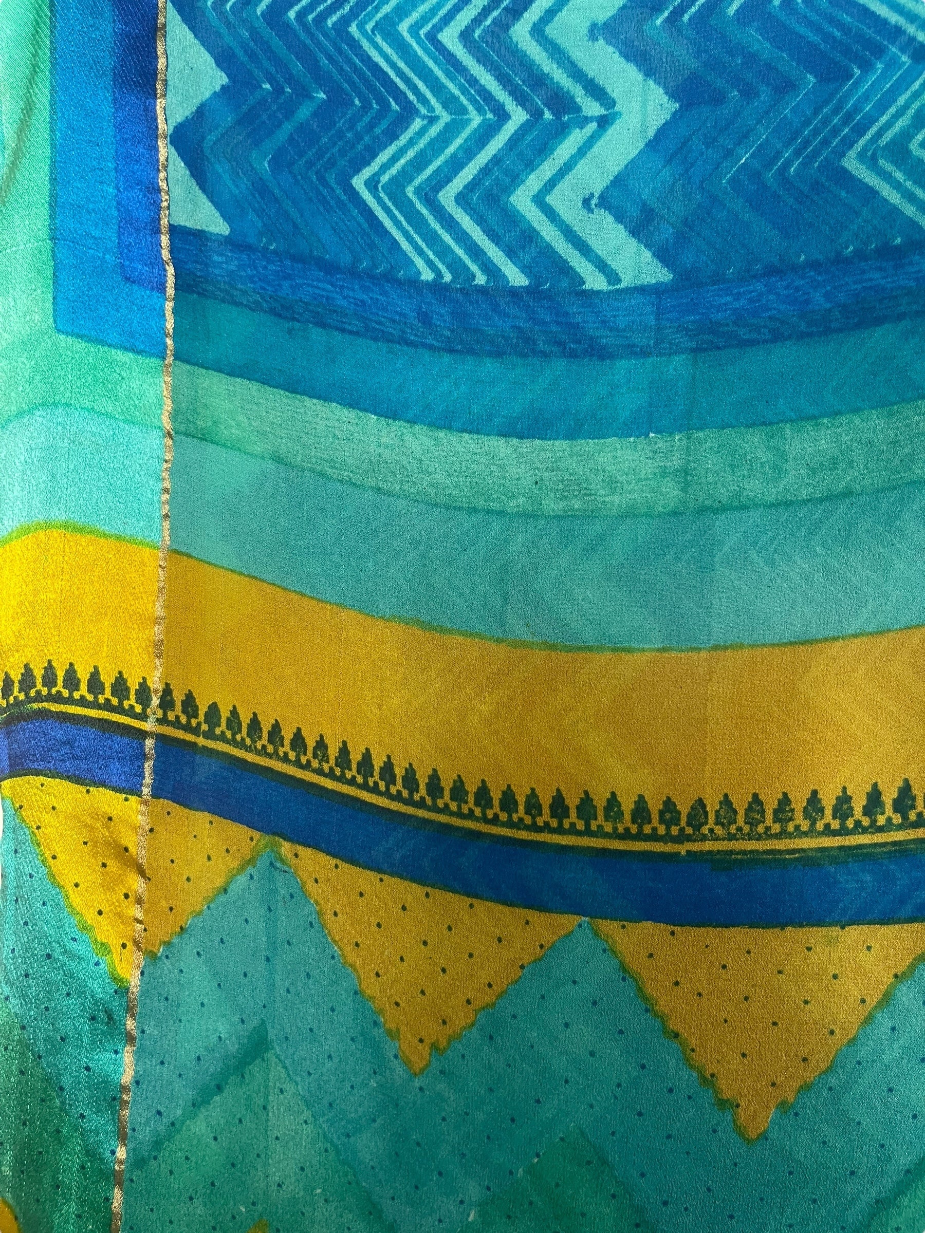 PRG7879 Sheer Avatar Pure Silk Hi Lo Top