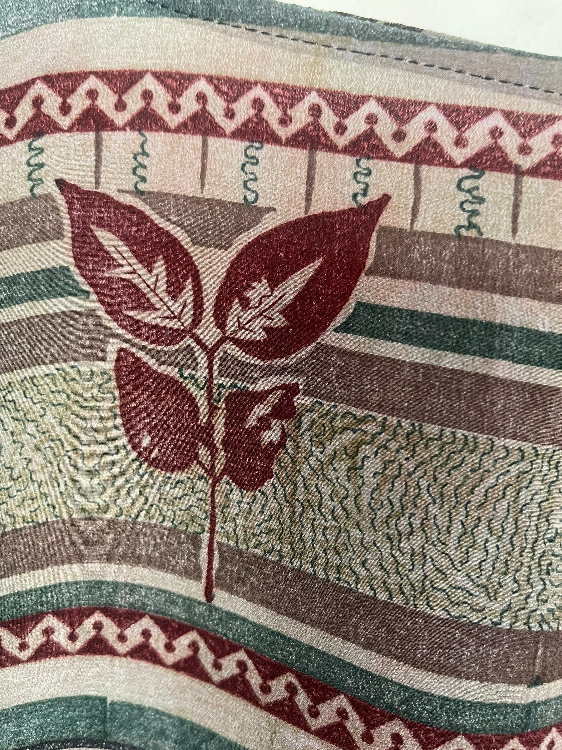 PRC8506 Avatar Pure Silk Hi Lo Top