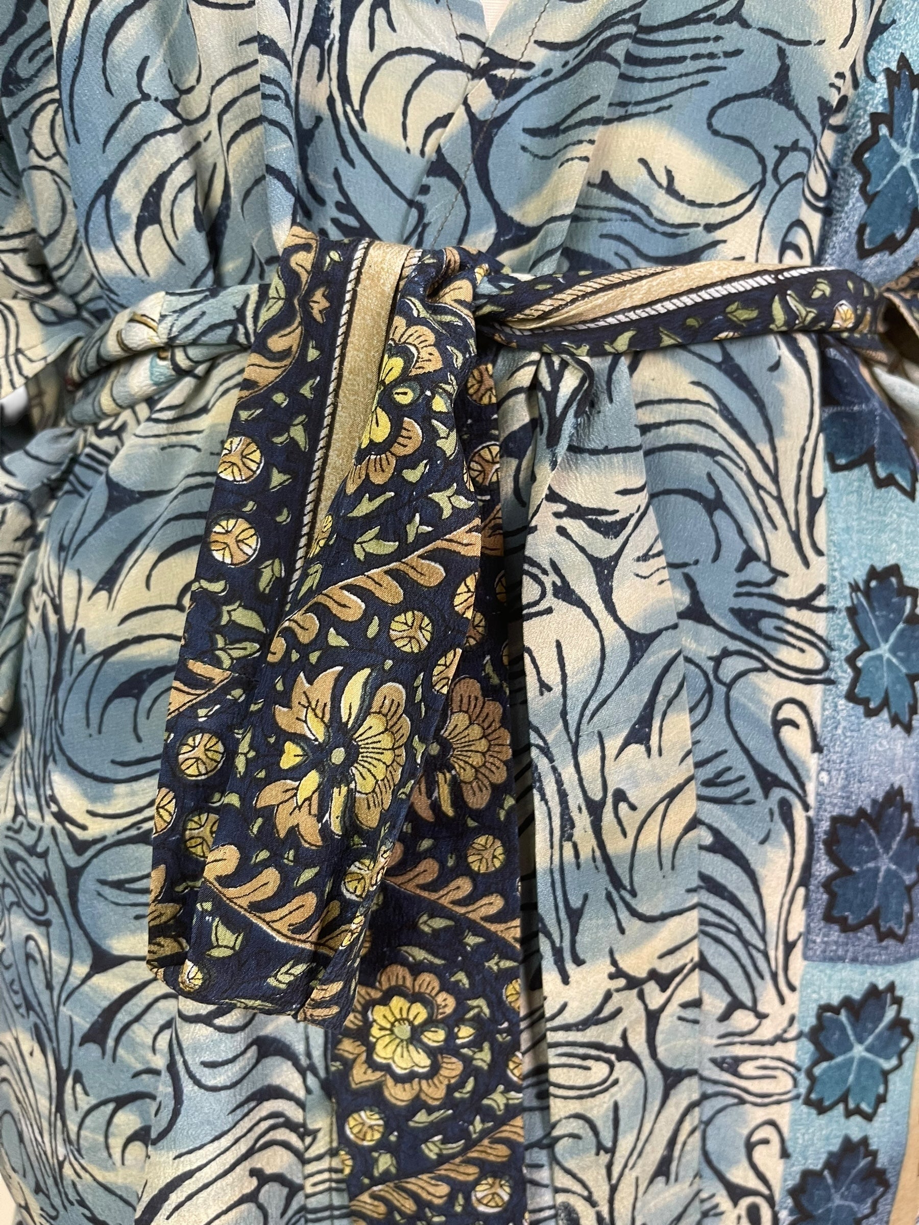 PRC7511 Wabi Sabi Pure Silk Kimono-Sleeved Jacket with Belt